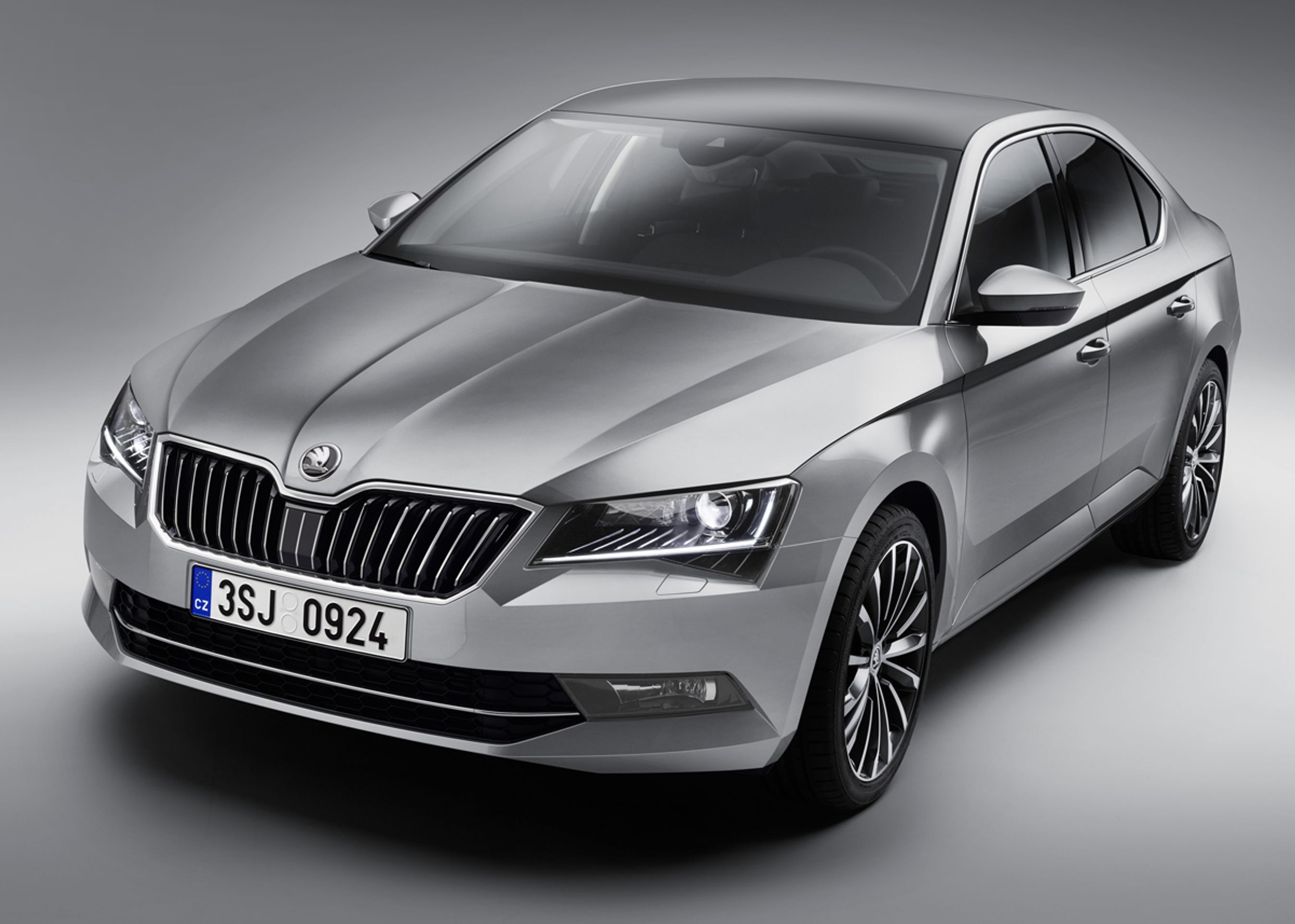 Skoda Superb i tredje generation byder ikke på de store aha-oplevelser, når det gælder designet. Fotos: Skoda