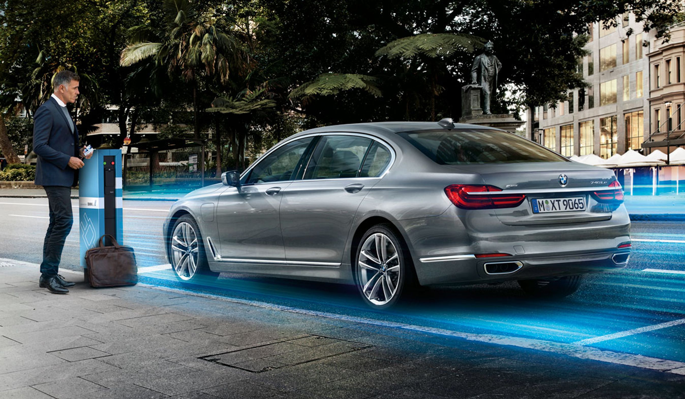 BMW 7-serie kommer i 2016 som opladningshybrid.