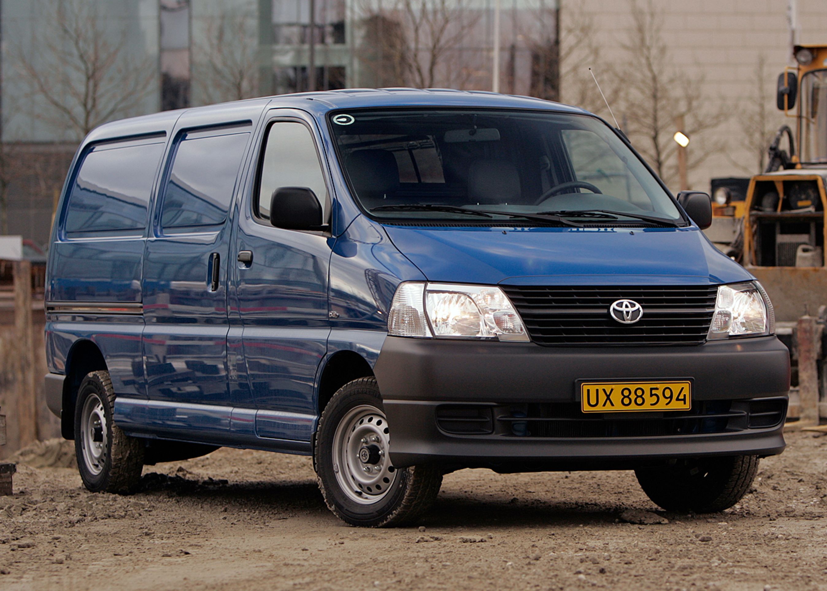 Toyota Hiace er en klassiker blandt varevogne - men så meget en klassiker, at den er blevet forældet og nu er udgået.