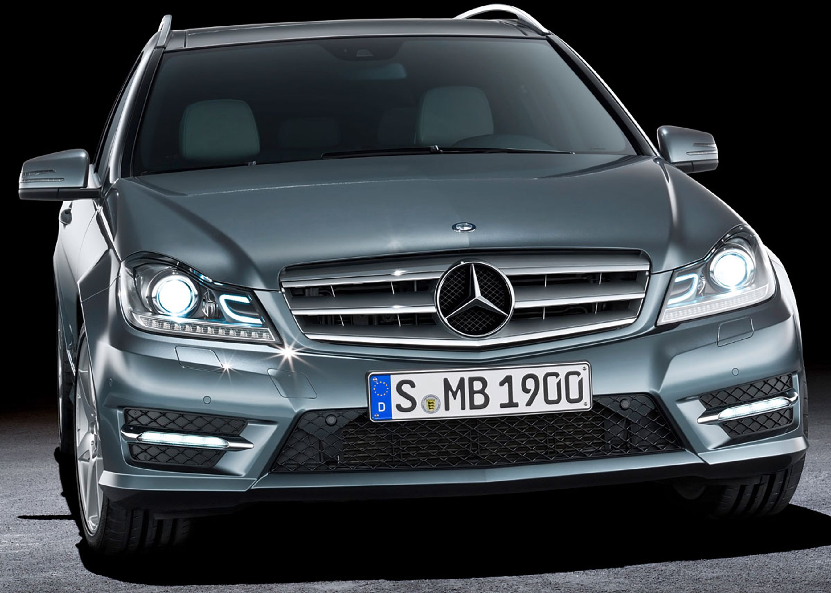 Forskellen på Avantgarde-linjen (her) og Elegance-linjen (øverst) er blevet mere markant, men mest i kabinen.