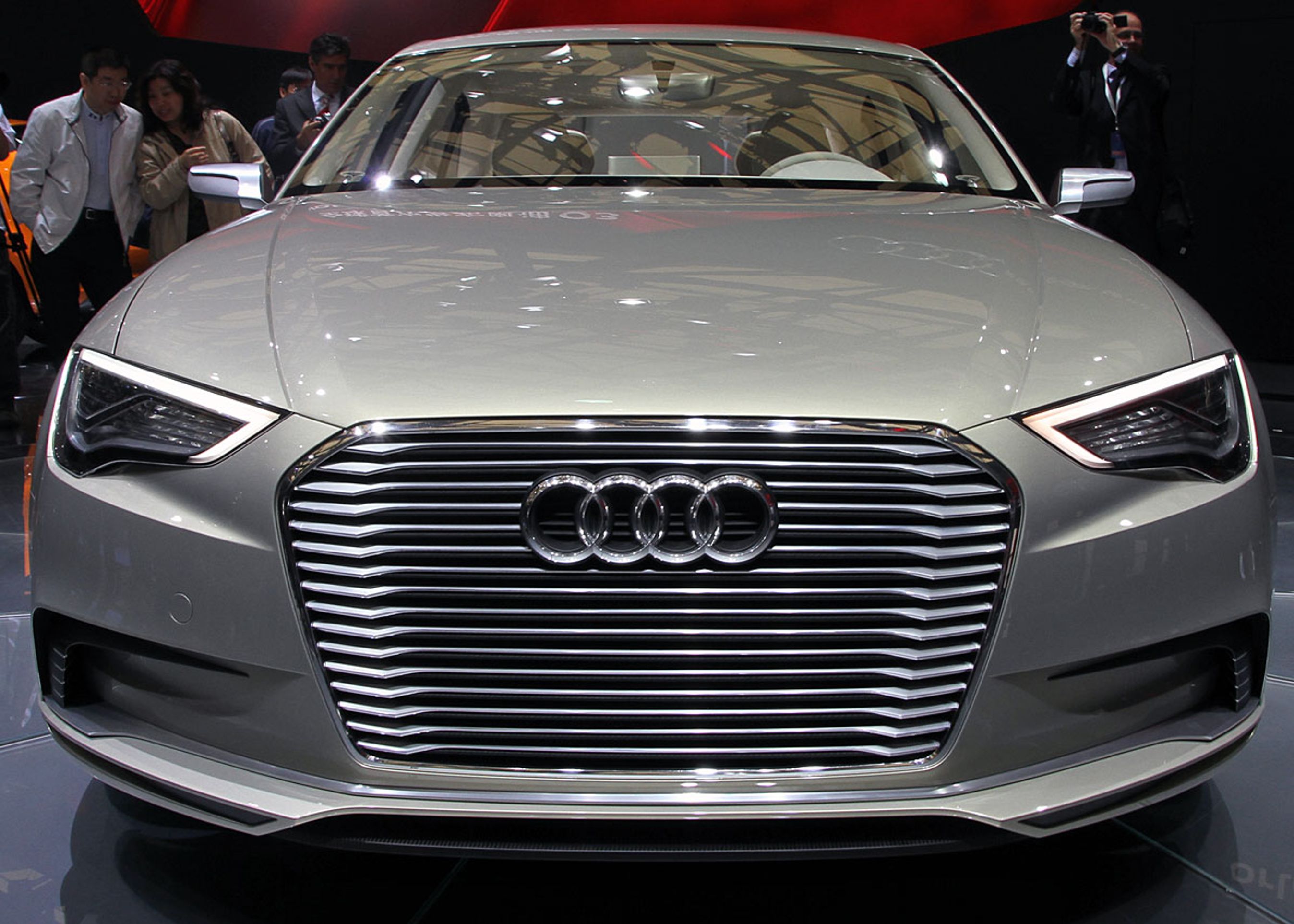 Audi-grillen på den nye A3 får endnu en tand op i dramatik i denne E-tron konceptudgave.