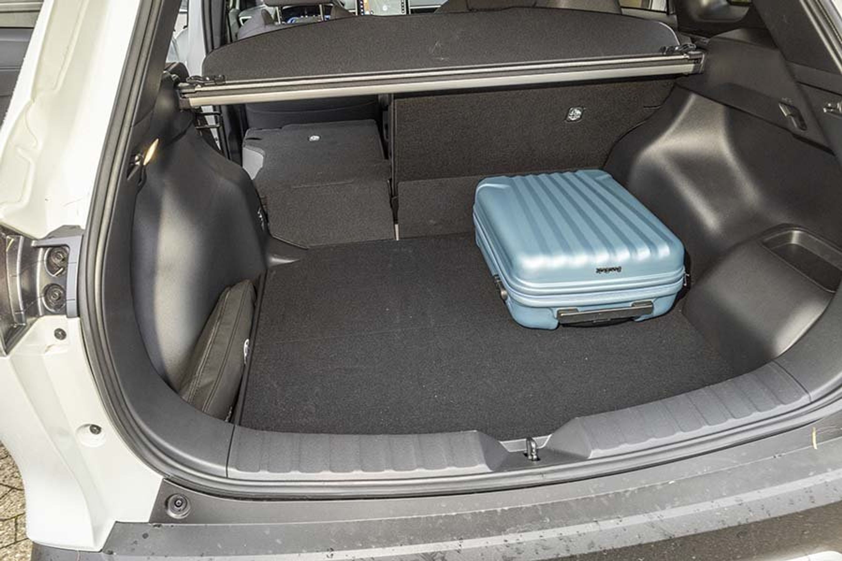 Bagagerummet rummer 433 liter, hvilket ikke er overvældende. 