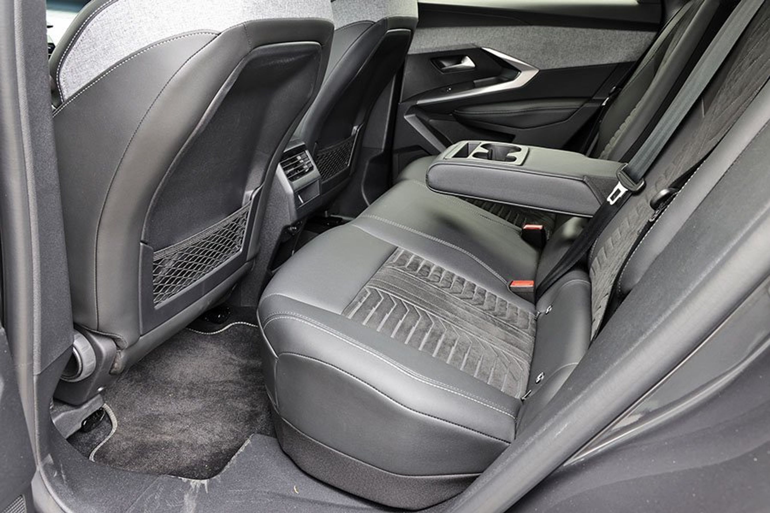 Bagsæderne i en Peugeot E-3008