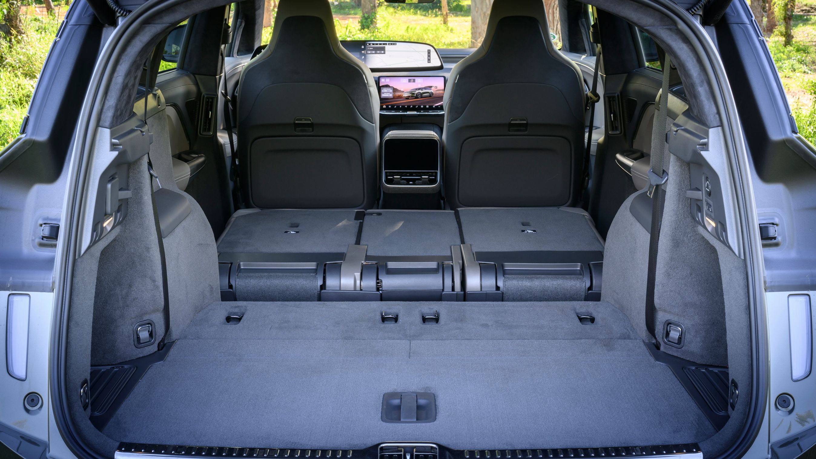 Bagagerum i Lucid Gravity