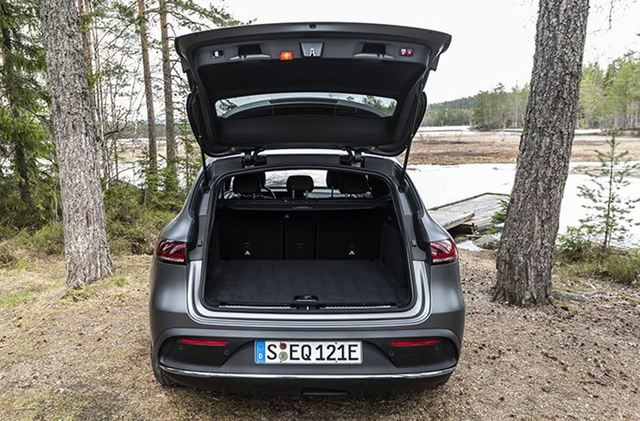 Bagagerum i Mercedes EQC