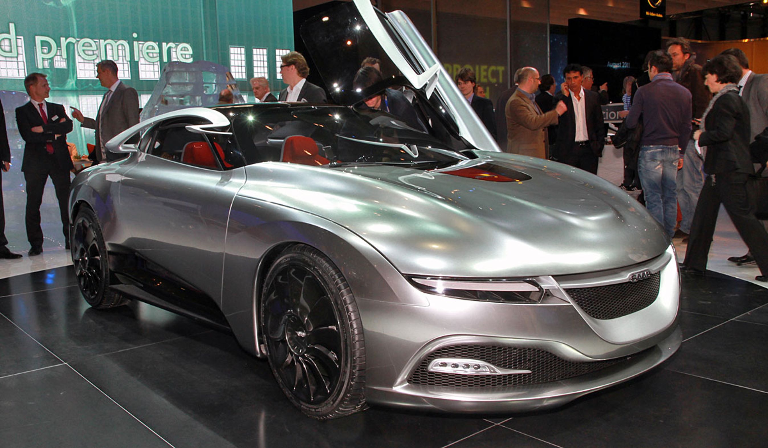 Saab PhoeniX er en konceptbil, der giver en ide om, hvordan næste generation af 9-3 kommer til at se ud.