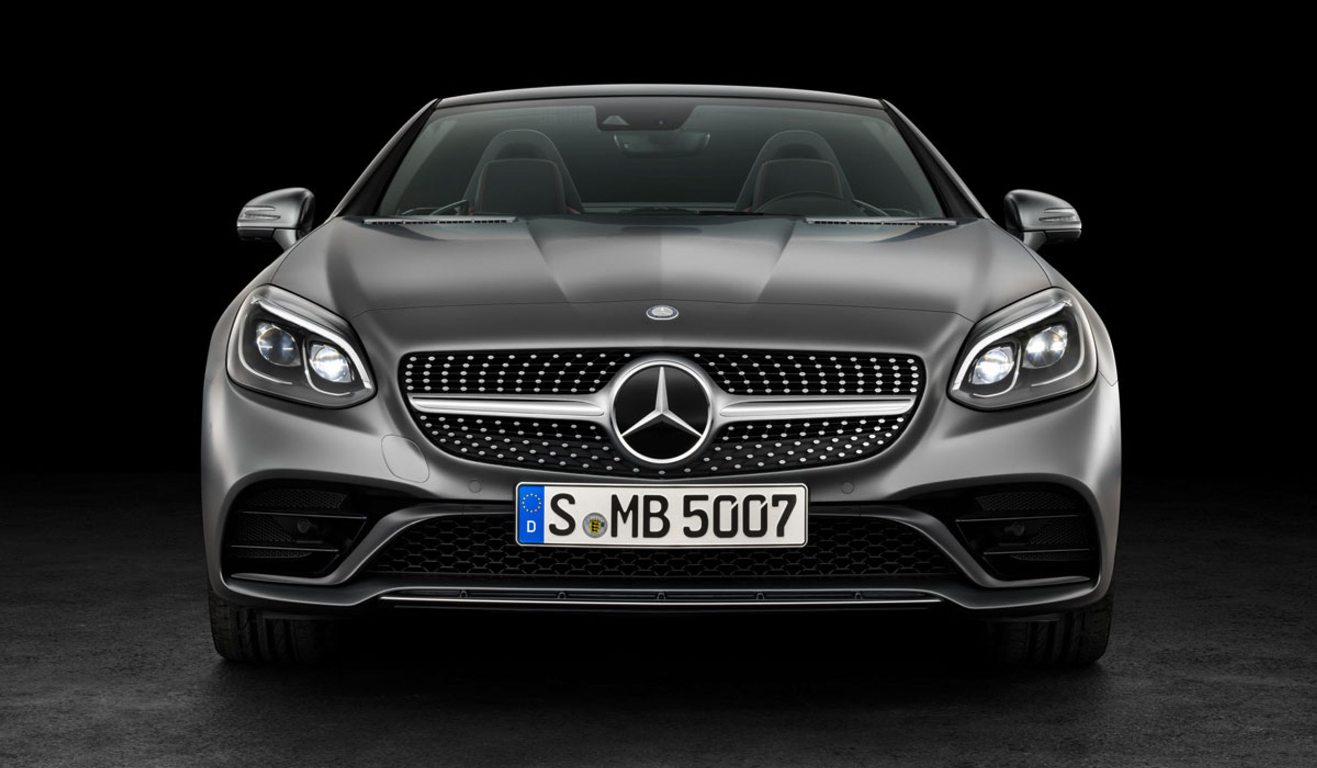 Fronten er ændret en del på SLC i forhold til SLK. Fotos: Mercedes-Benz