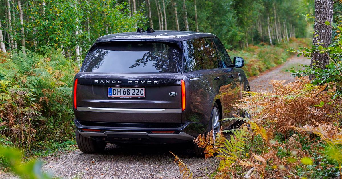 Schuller Range Rover Range Rover excellerer på vej og i mudder. Læs testen nu | FDM