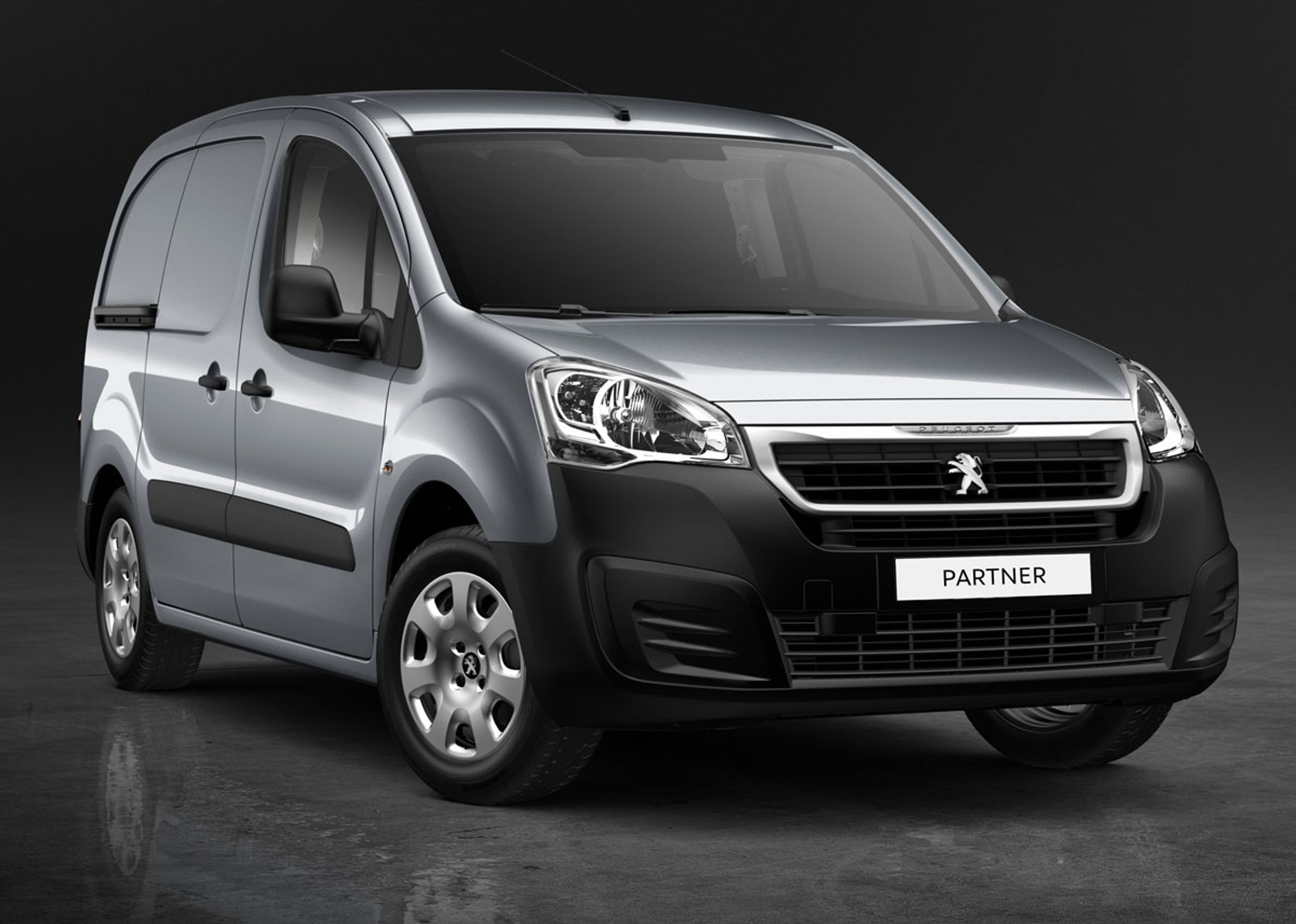 Opdateringerne gælder også varevognen, der atter fås i en eludgave.