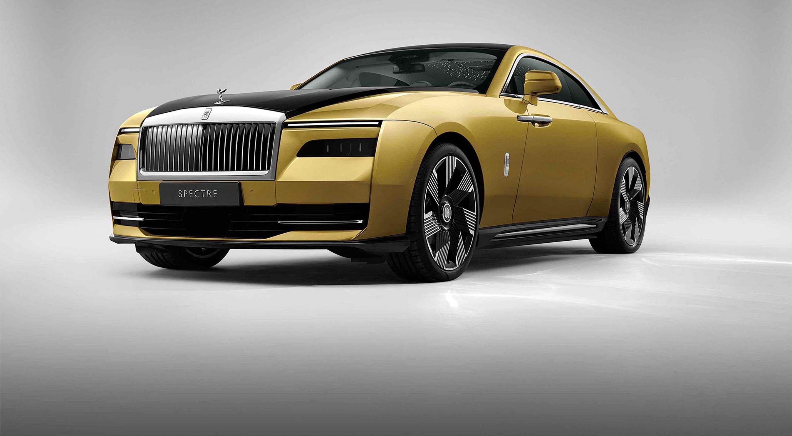 Rolls-Royce Spectre er mærkets første elbil. Den er klar sidst i 2023.