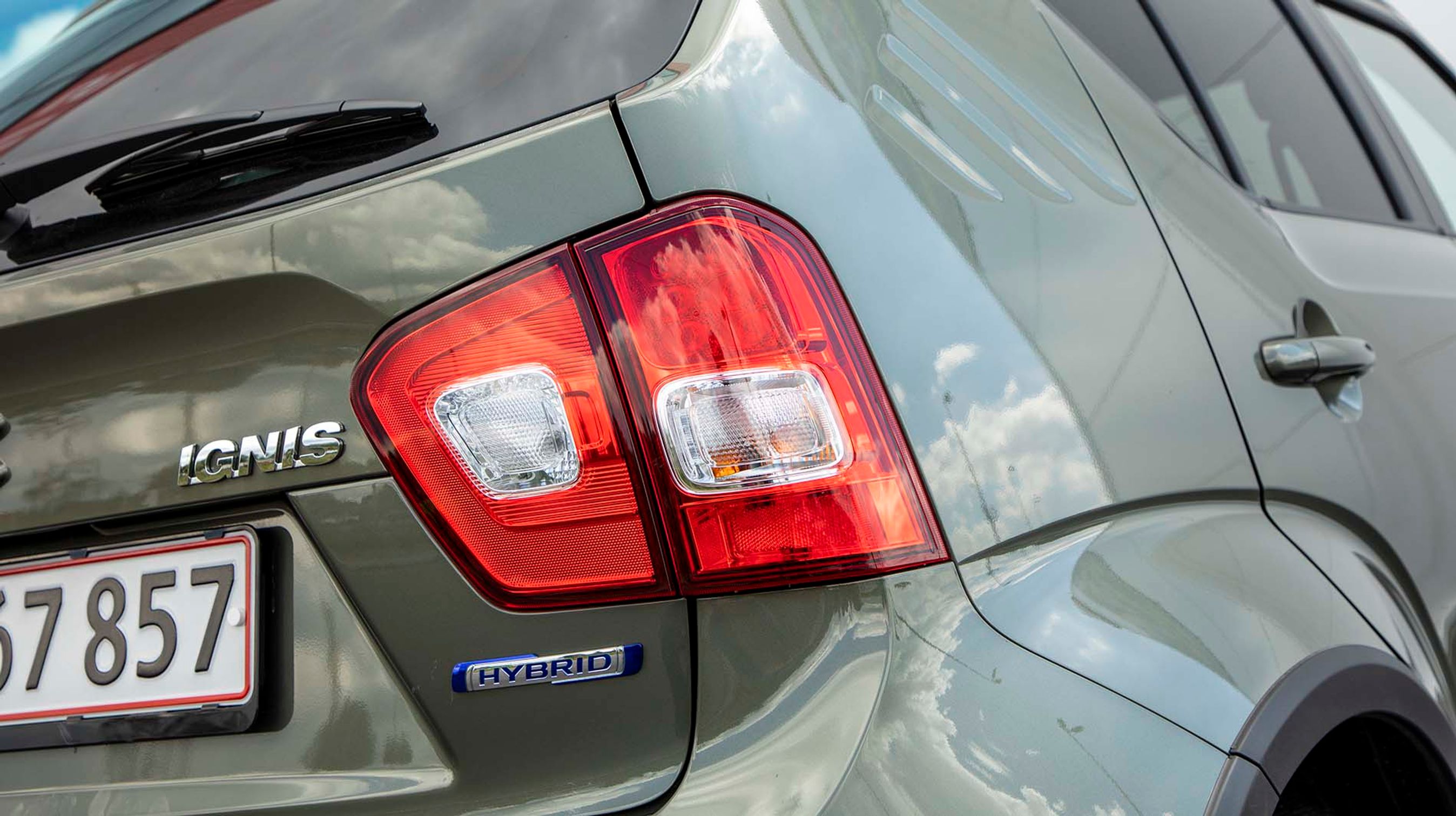 Suzuki Ignis Hybrid har nærmest mikro-SUV-klassen for sig selv.