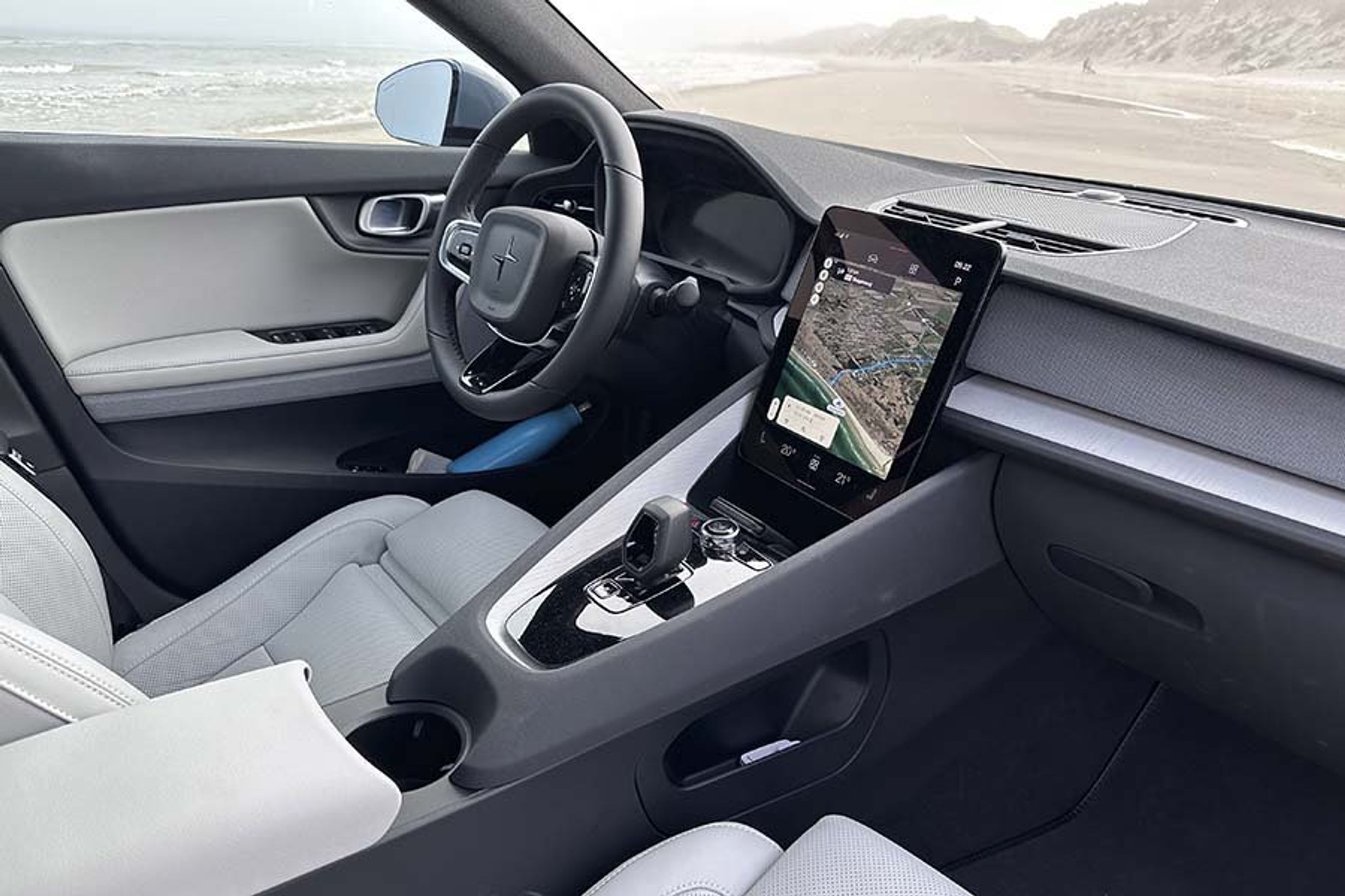 Kabinen i en Polestar 2