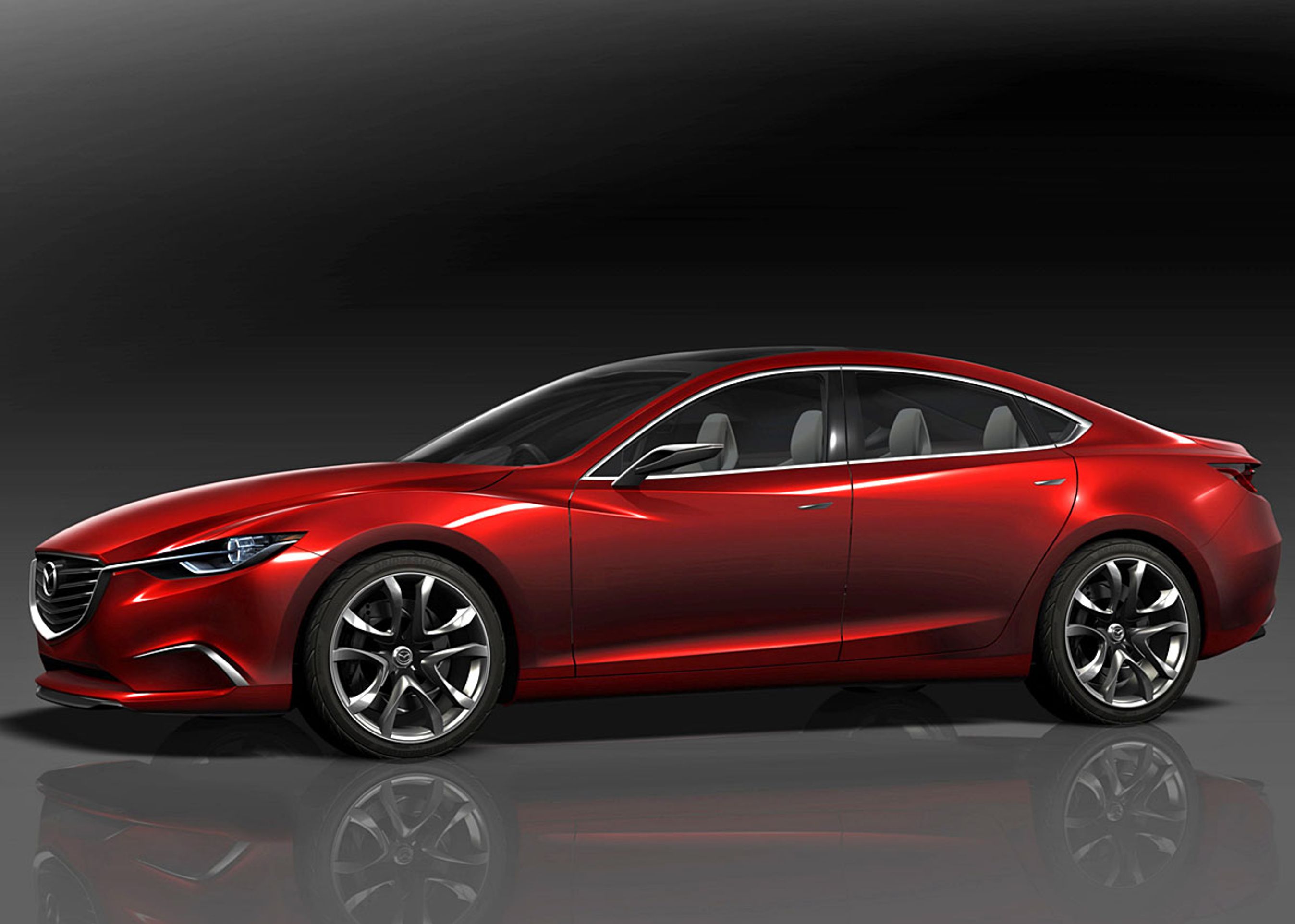 Takeri viser, at den næste Mazda 6 får en meget lang, nærmest Jaguar-agtig motorhjelm.