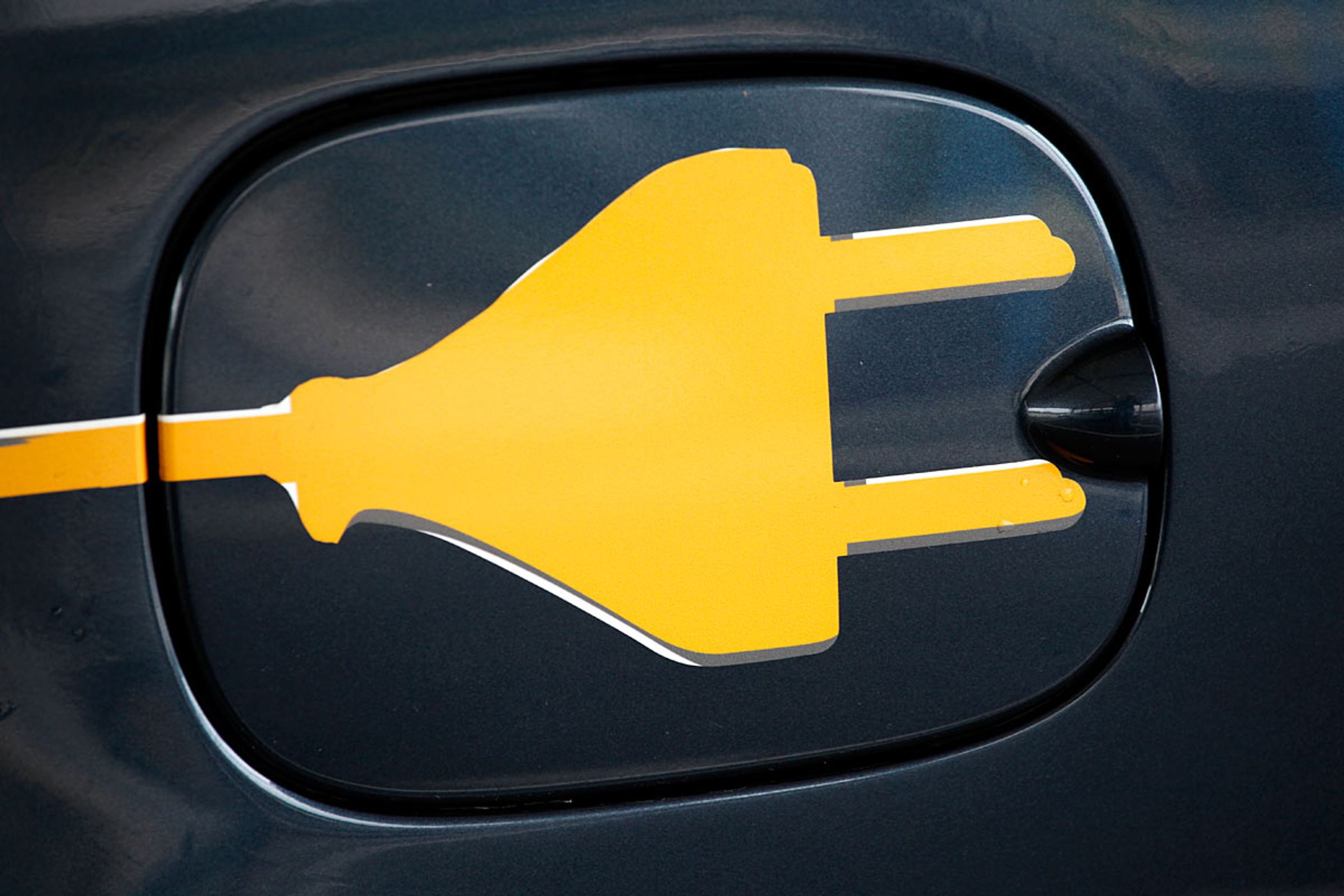 EU-Kommissionen vil have flere offentligt tilgængelige ladestandere