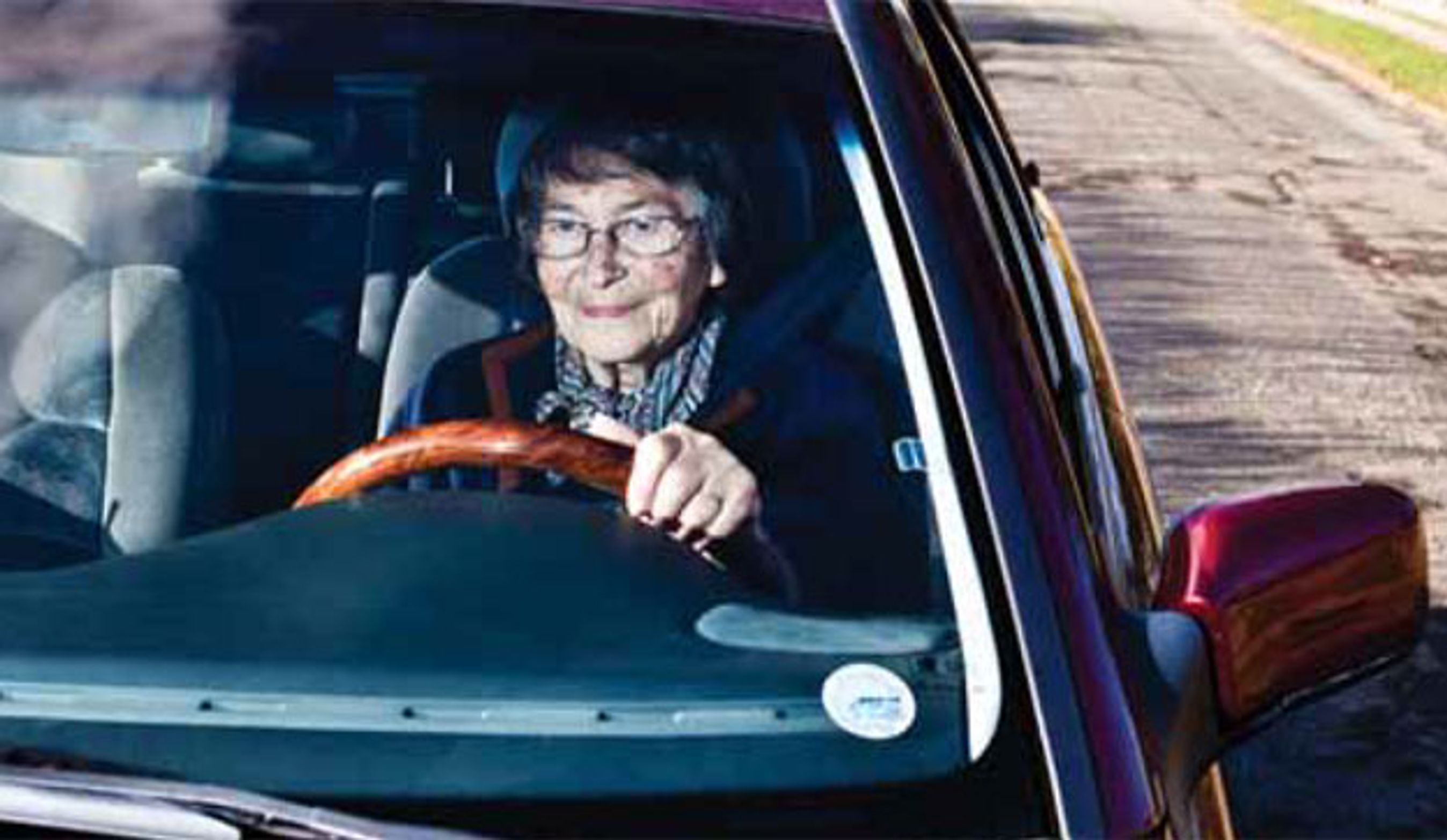 Ældre bilister skal være opmærksomme på deres helbred – og passe ekstra godt på i kryds. Foto fra rapporten: Christoffer Askman