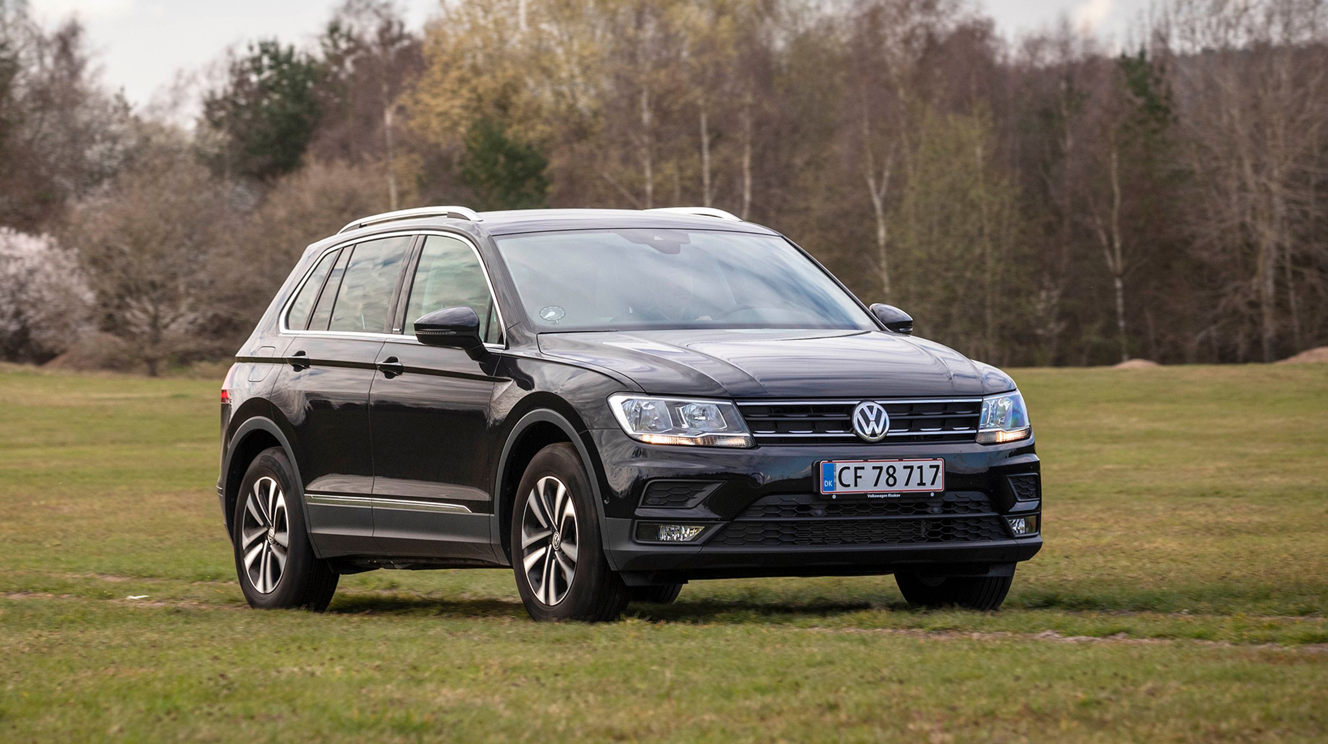 VW Tiguan forfra