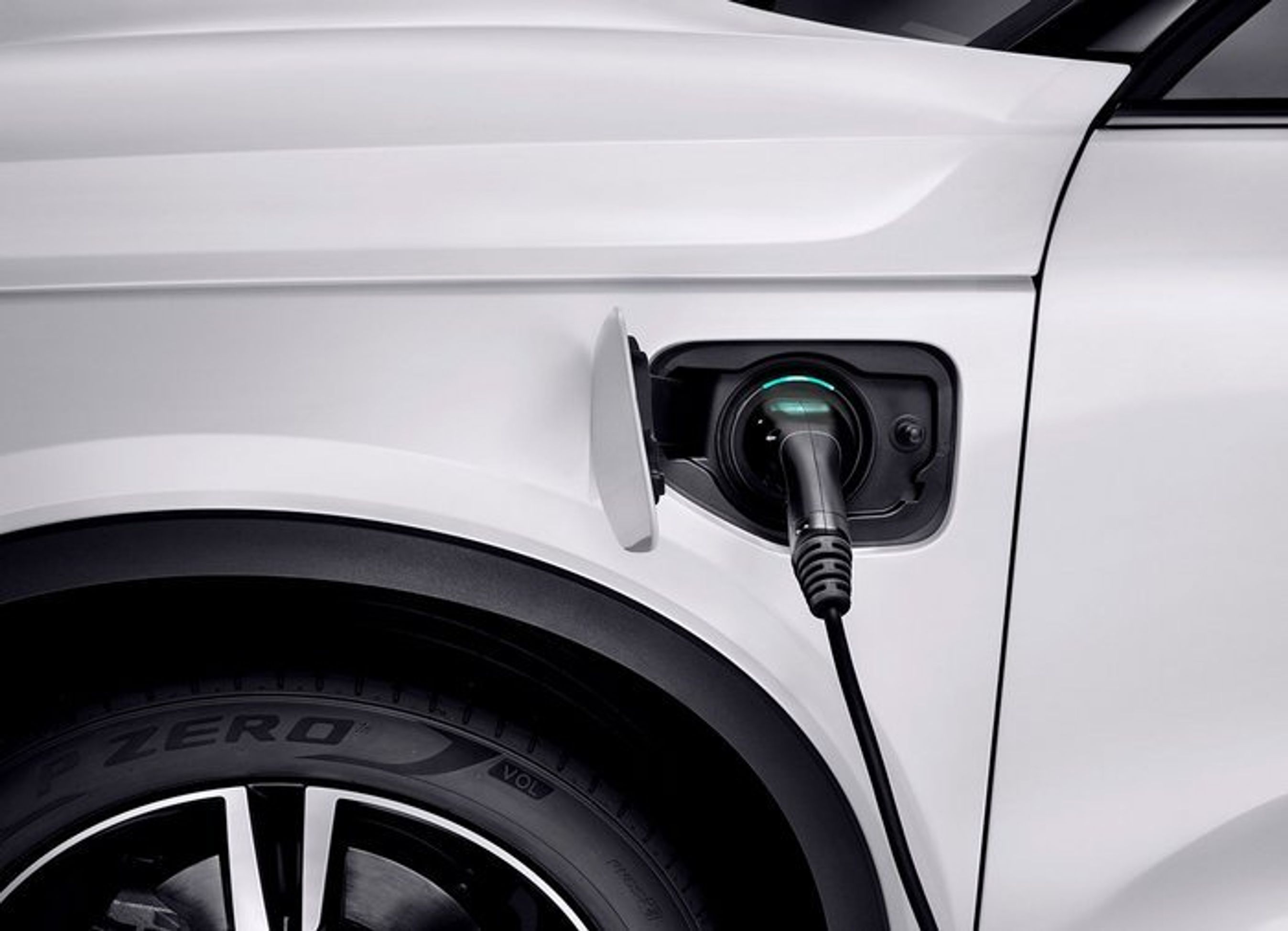 XC40 er på vej som opladningshybrid.