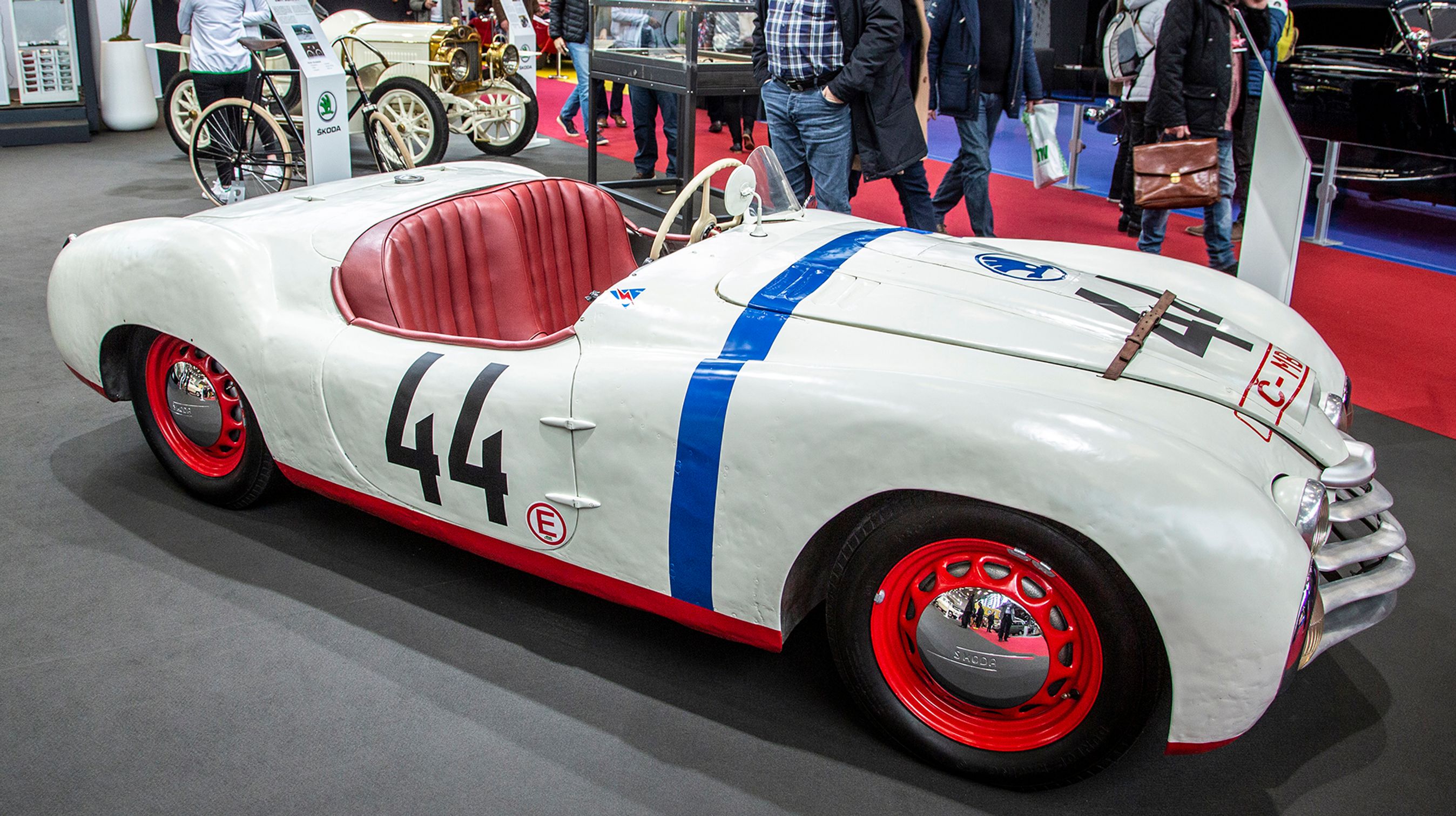 Skoda på Le Mans? Jo såmænd. Det tjekkoslovakiske mærke deltog i 1950 med denne Tudor 1100 Sport, som desværre måtte udgå efter 120 omgange.