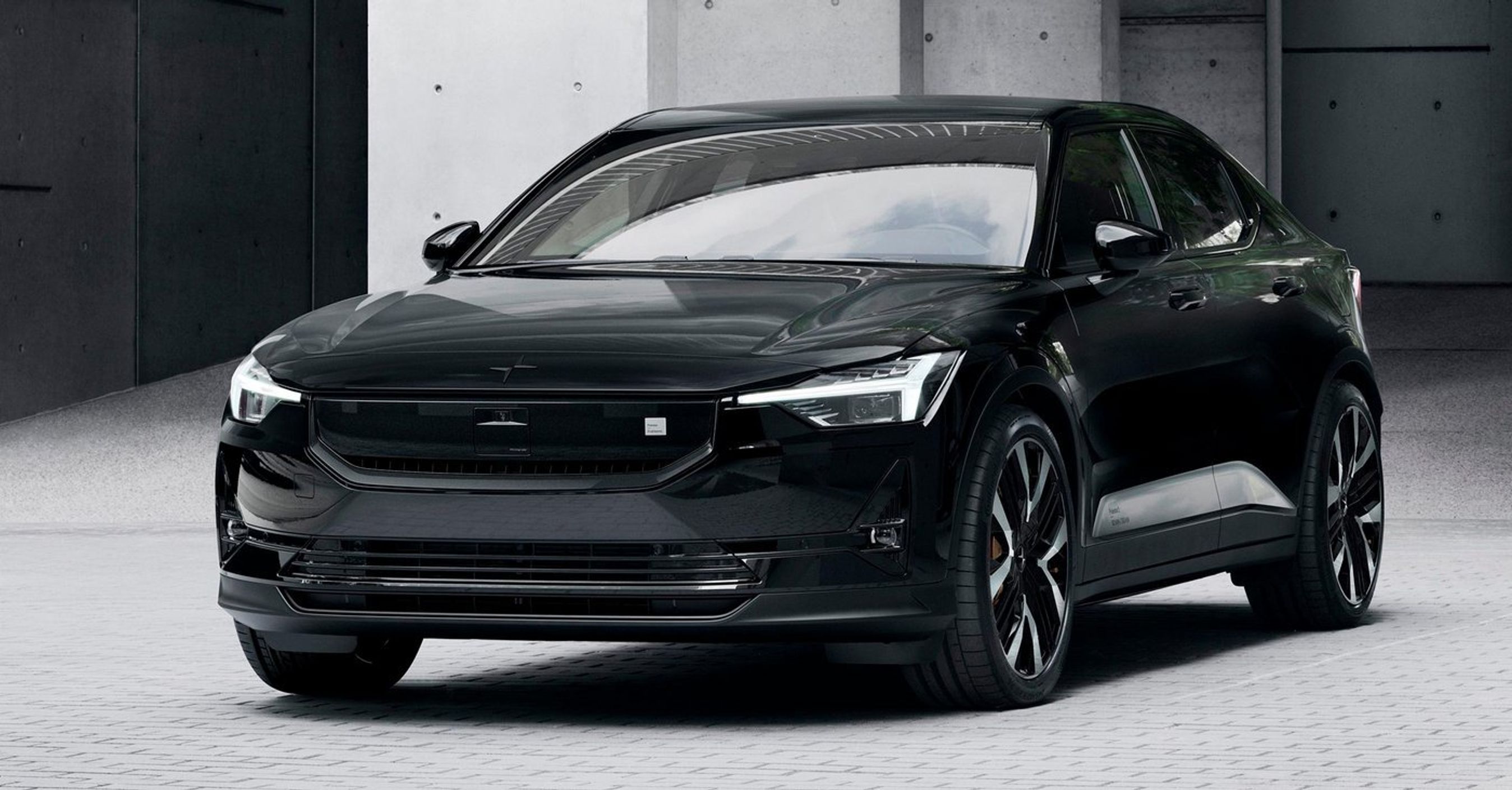 Den nye Performance-udgave har 476 hk og et moment på 740 Nm. 0-100 klares på 4,2 sekunder.