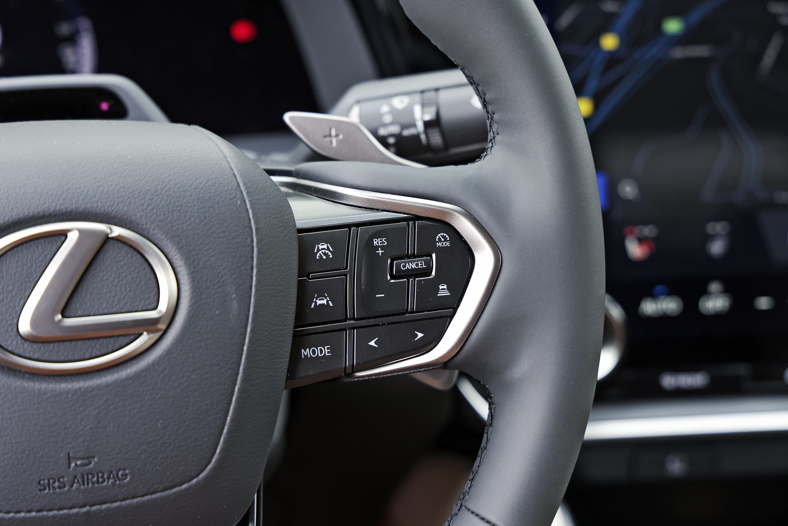 Ratknapper på en Lexus RZ