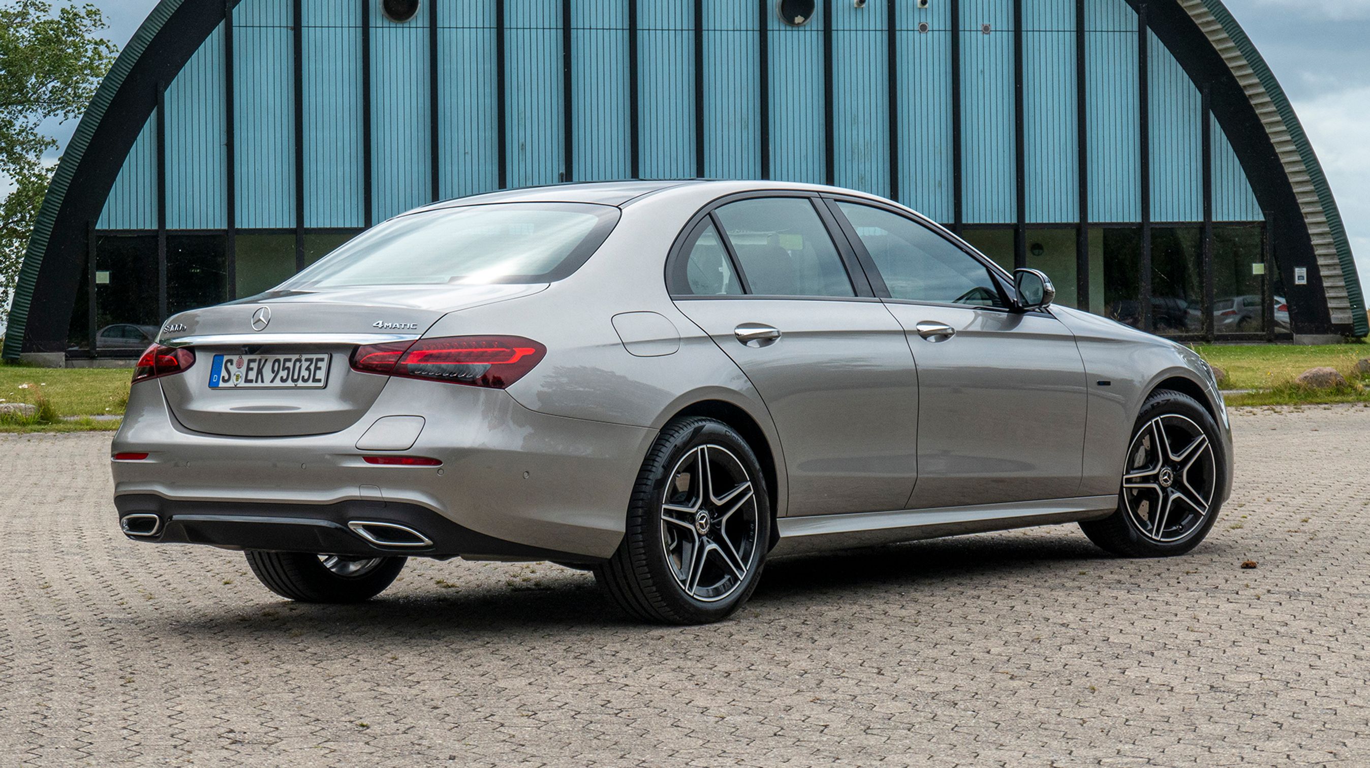 Fornyelsen bagtil er mest tydelig på sedan, der bl.a. har fået helt nye baglygter.