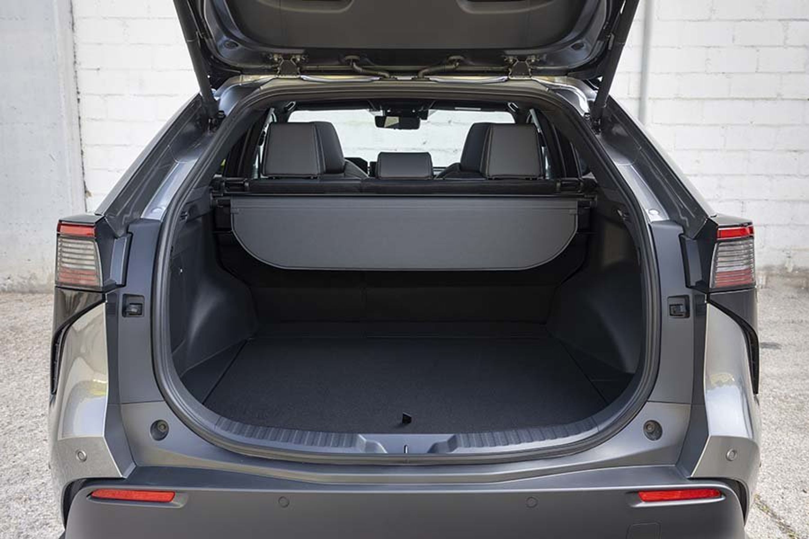 Bagagerum i en Toyota bZ4X