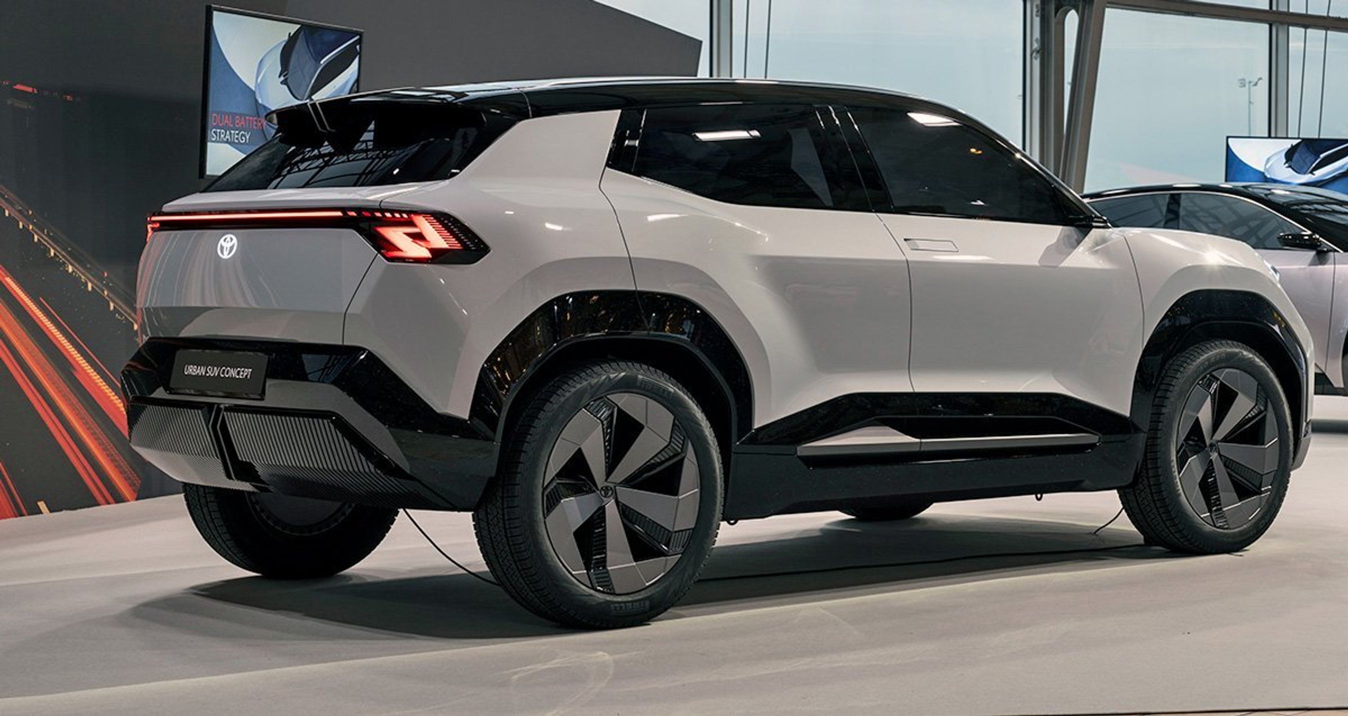 Toyota Urban Concept set bagfra.