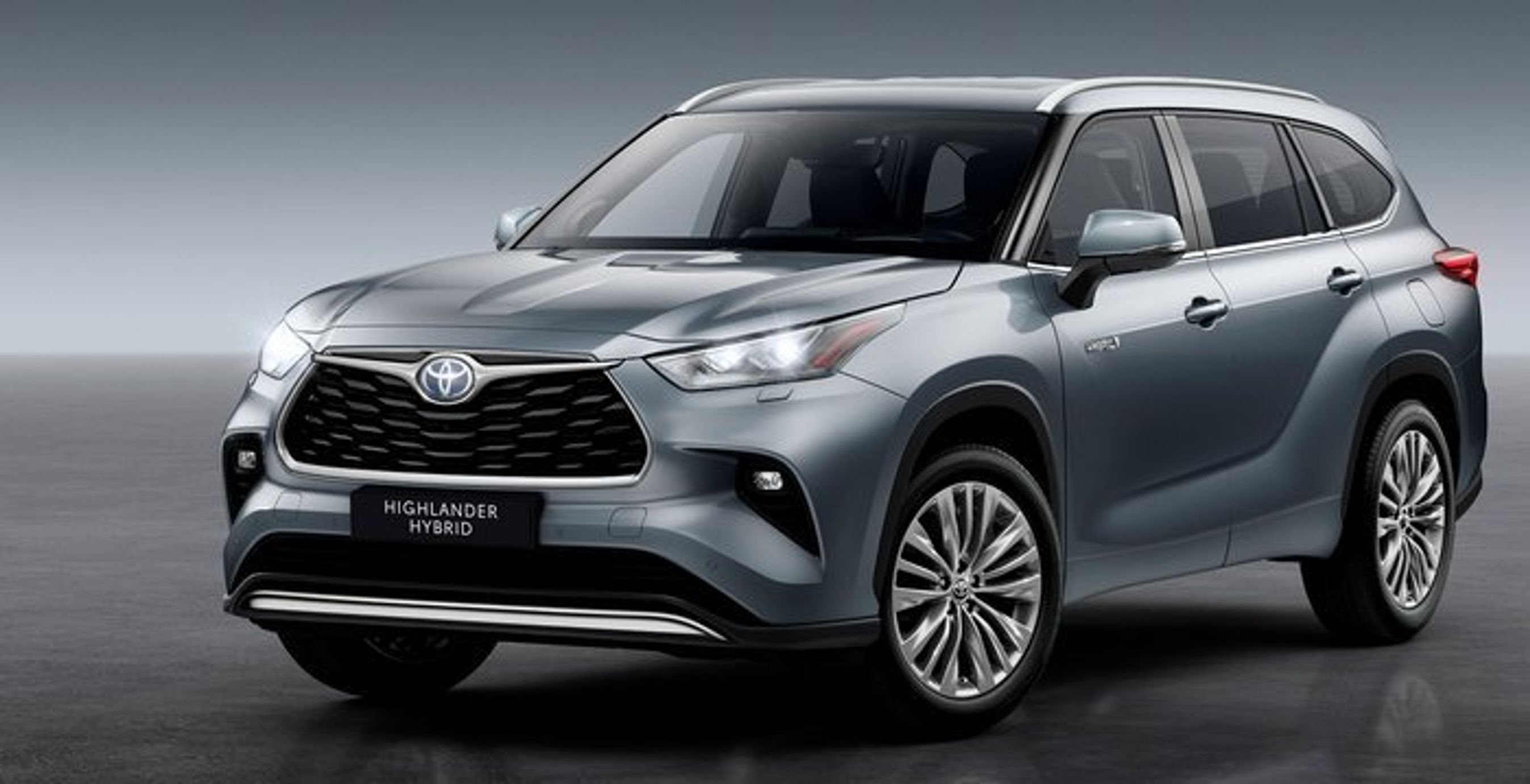 Toyota er også på vej med denne 'amerikaner-SUV' Highlander. Men hvornår den er klar er meget usikkert. Måske først efter nytår.