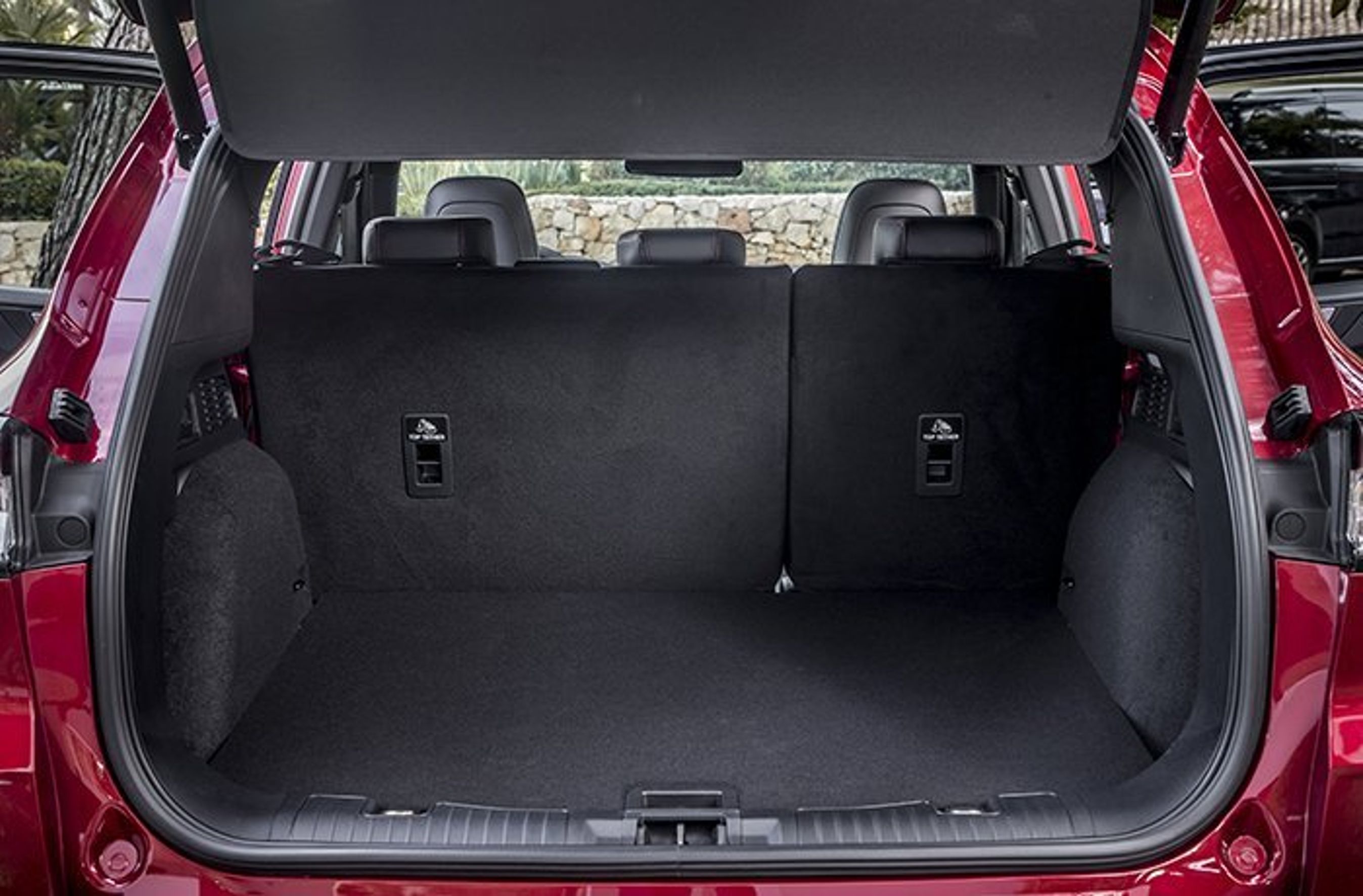 Ford Kuga PHEV bagagerum