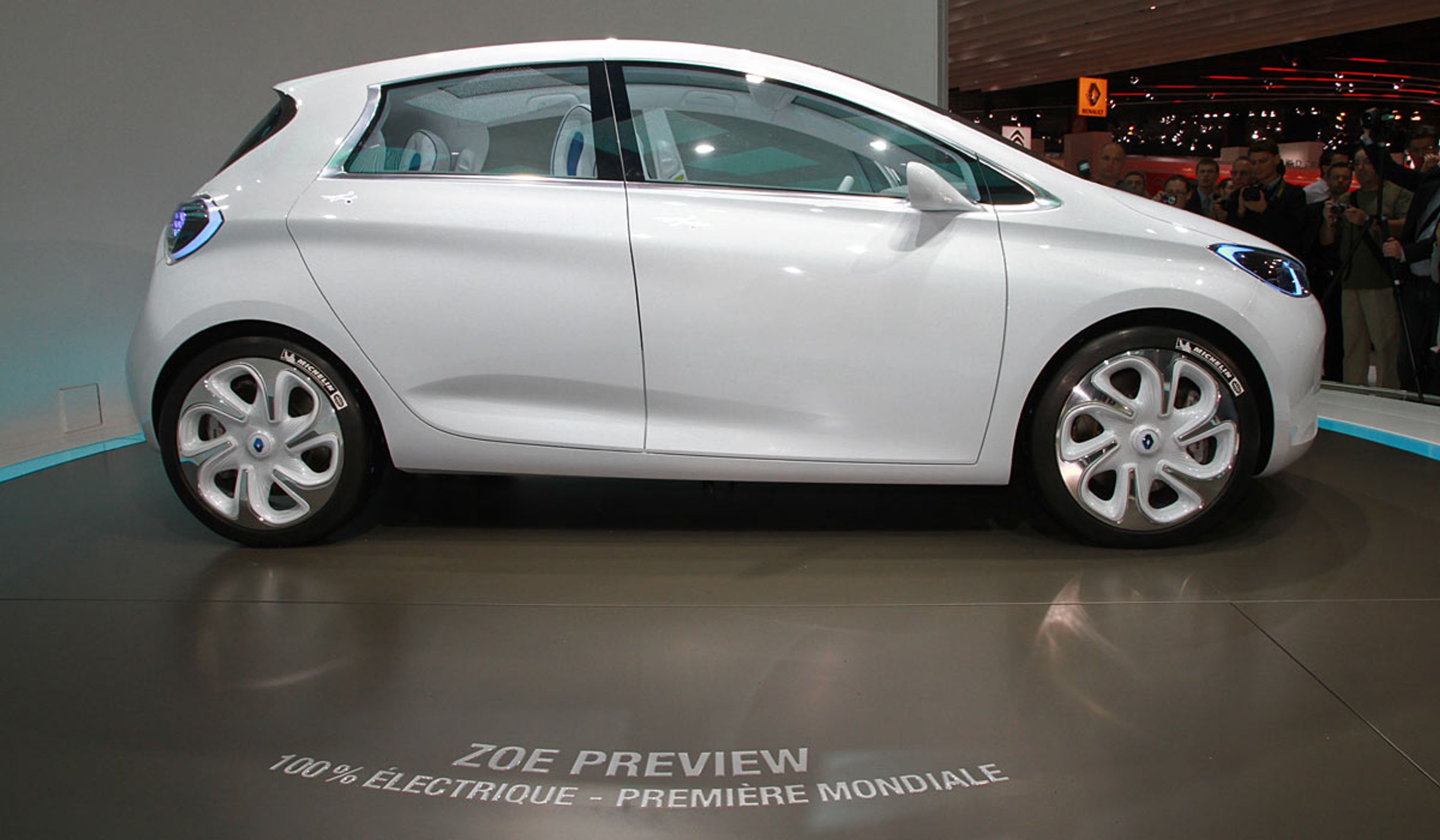 Renault Zoe er på størrelse med Clio, men er teknisk helt sin egen.