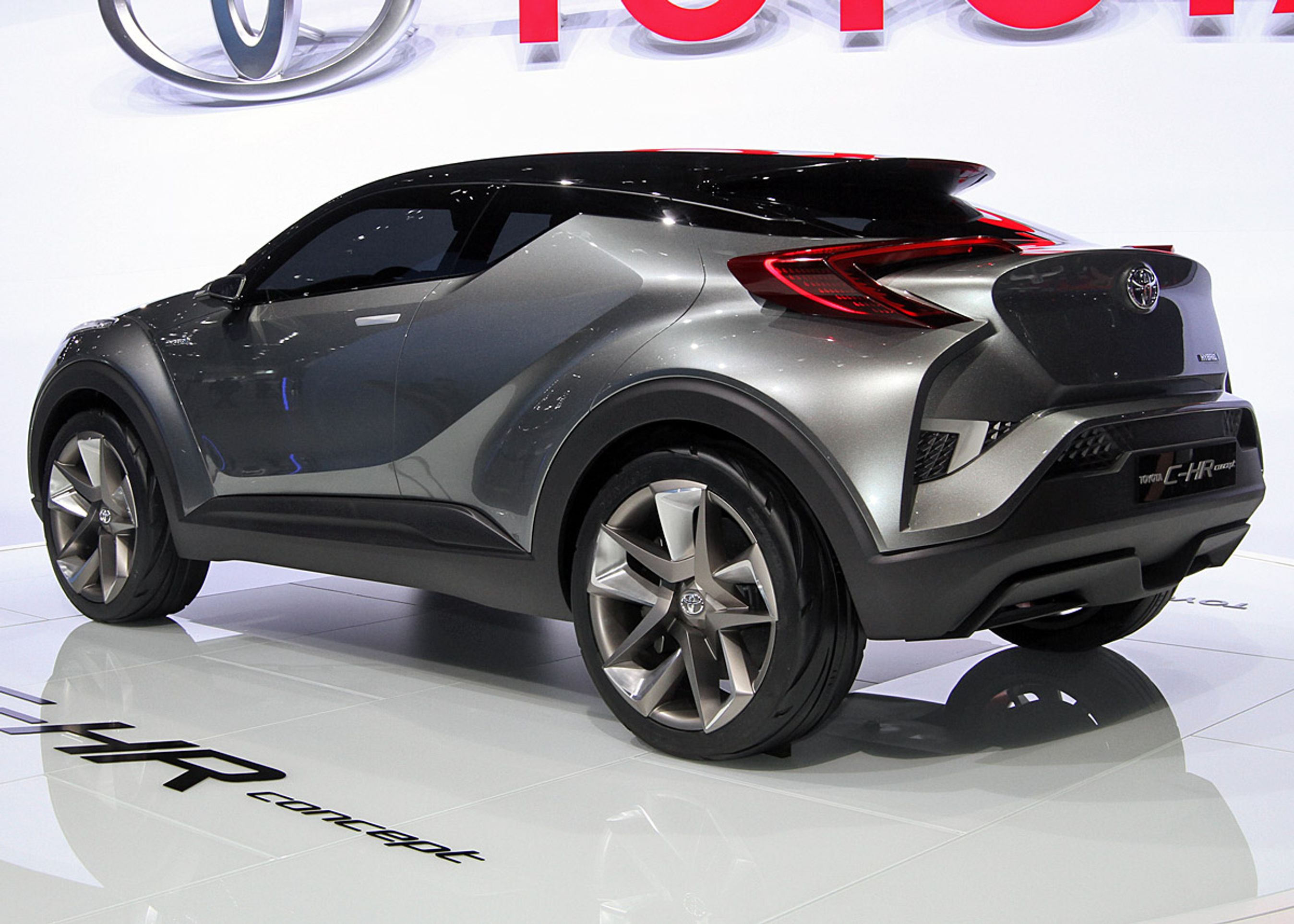 C-HR bliver inden længe til en produktionsklar crossover. Toyota siger ikke præcis, hvornår bilen kommer i handlen. Foto: Torben Arent