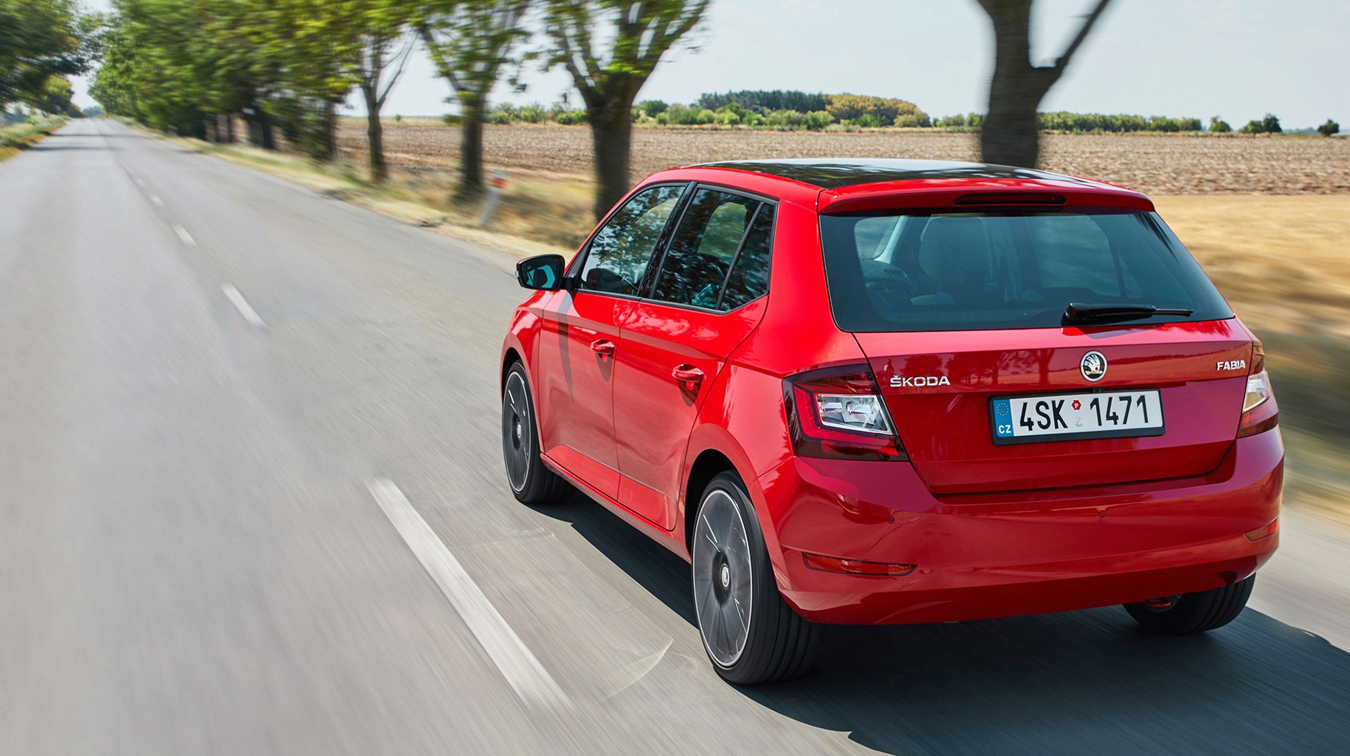 Karrosseriet er ikke ændret samlet set, og Fabia fås således stadig som denne femdørs og som stationcar.