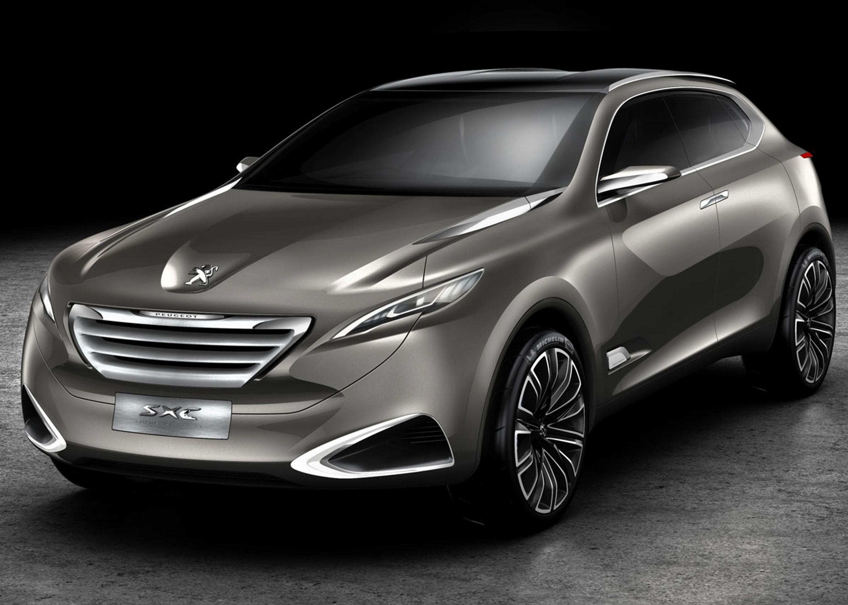 Peugeot SXC måler 4,87 meter i længden og 2,04 meter i bredden.