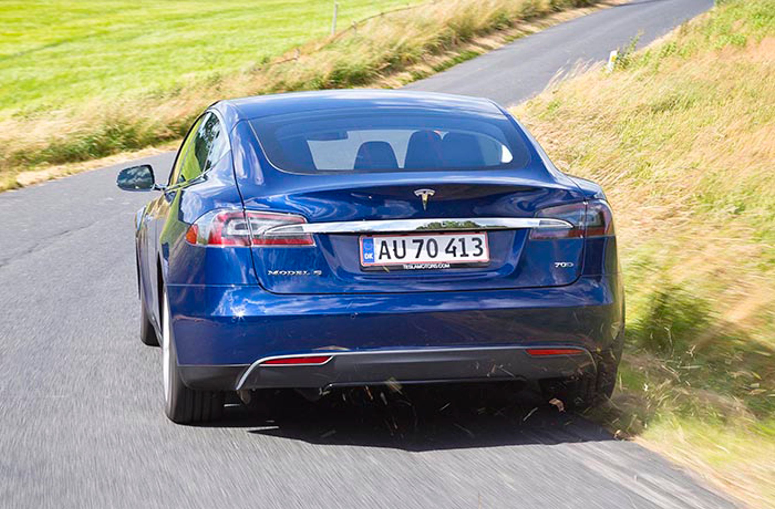 Tesla Model S bagfra