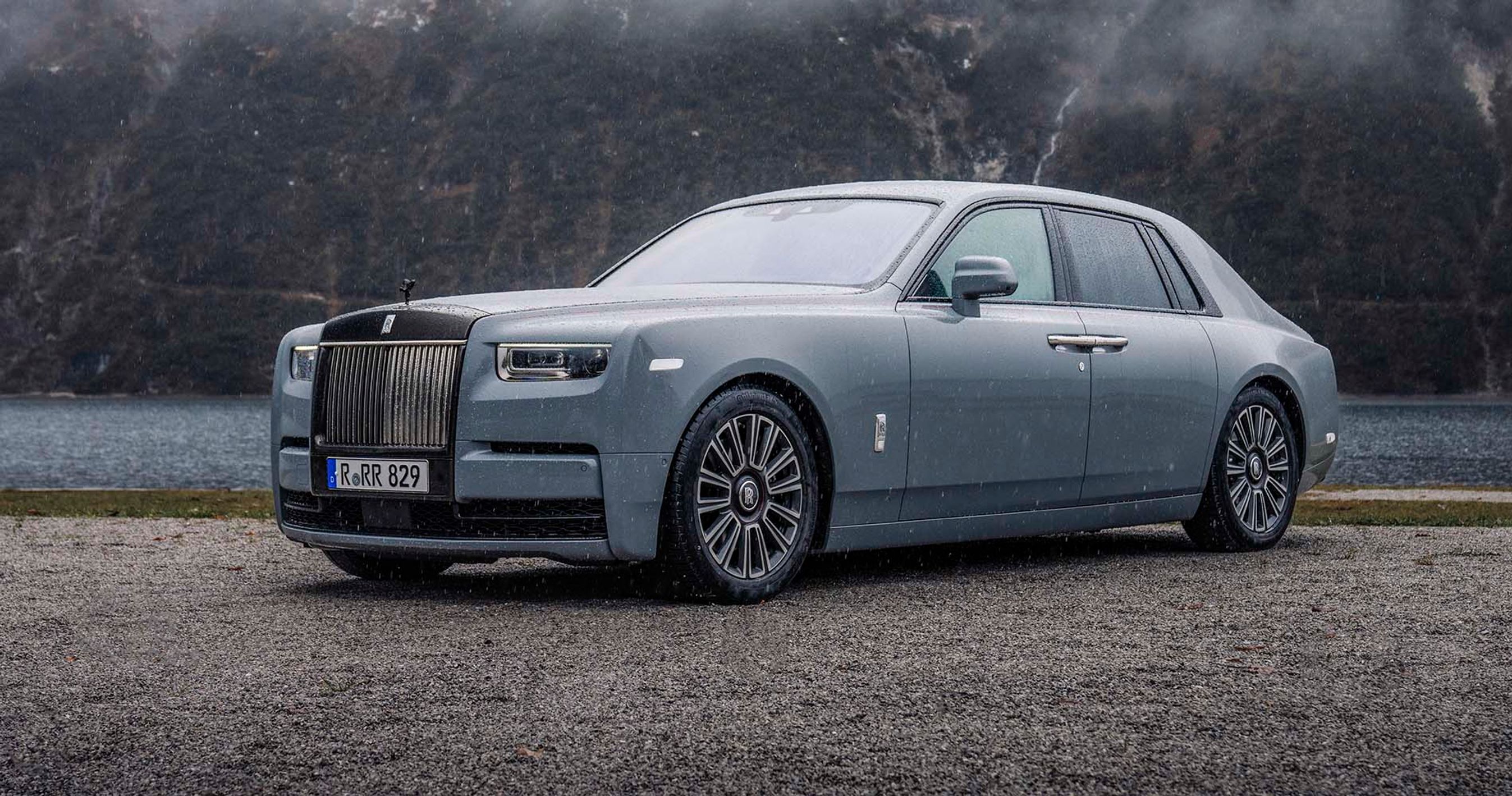 Rolls-Royce Phantom set forfra