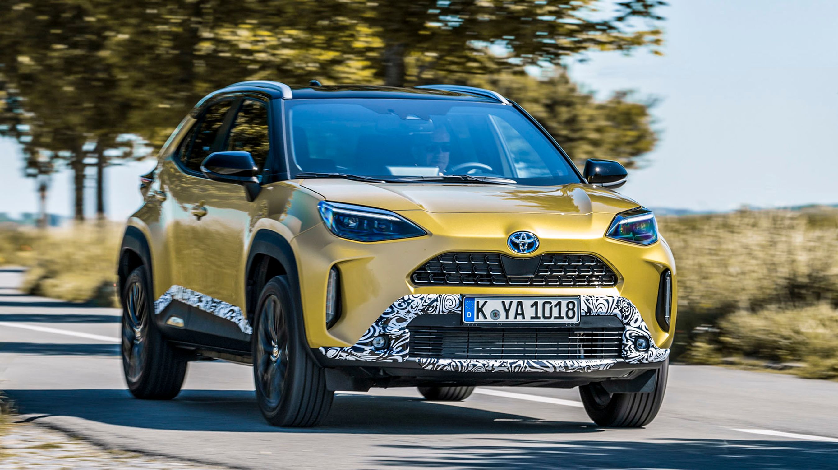 Toyota Yaris Cross set forfra