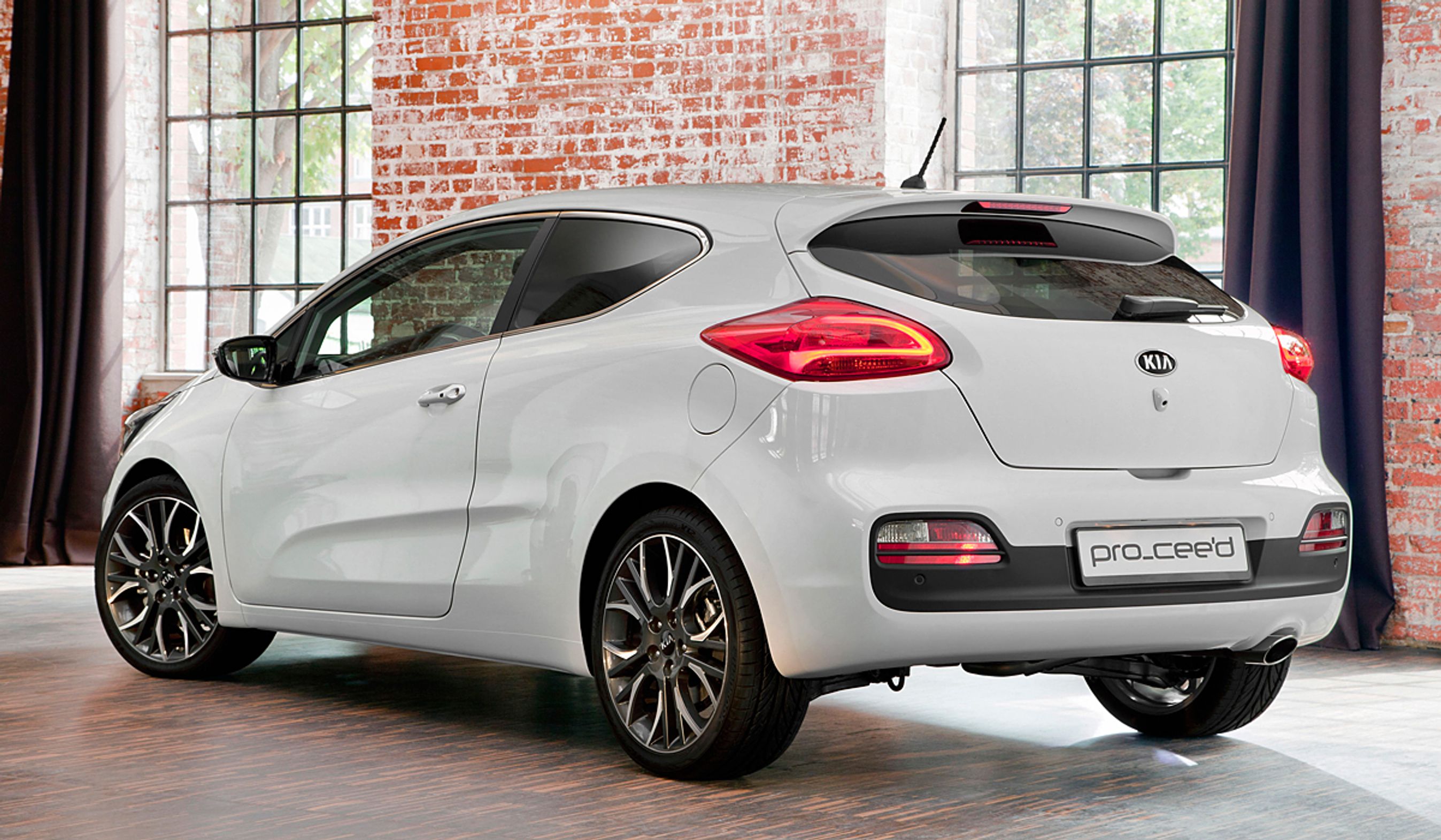 Kia Proceed ser helt anderledes ud end den femdørs.