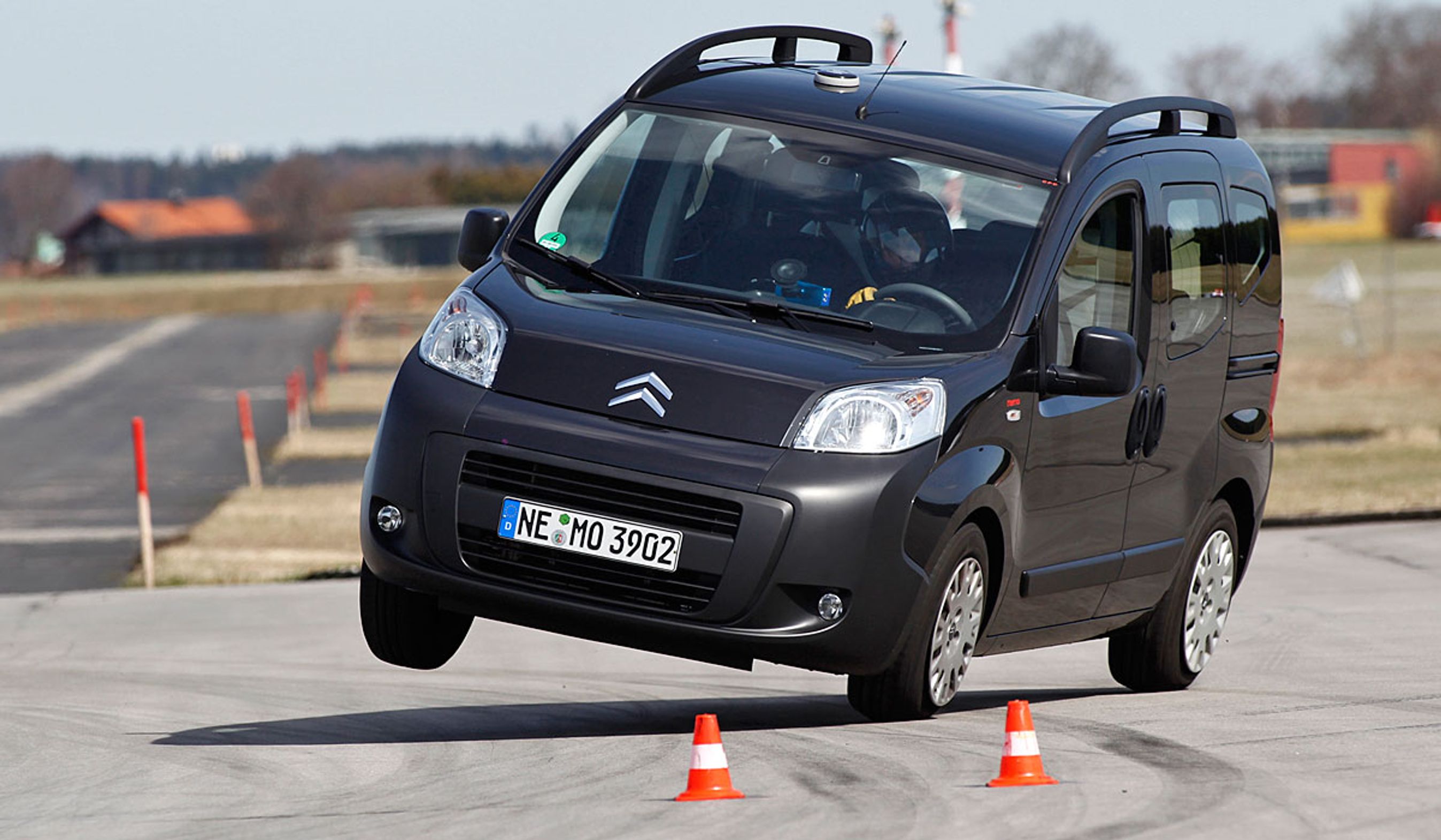 Citroën Nemo har haft alvorlige problemer med stabiliteten, men nu har bilen fået ESC.