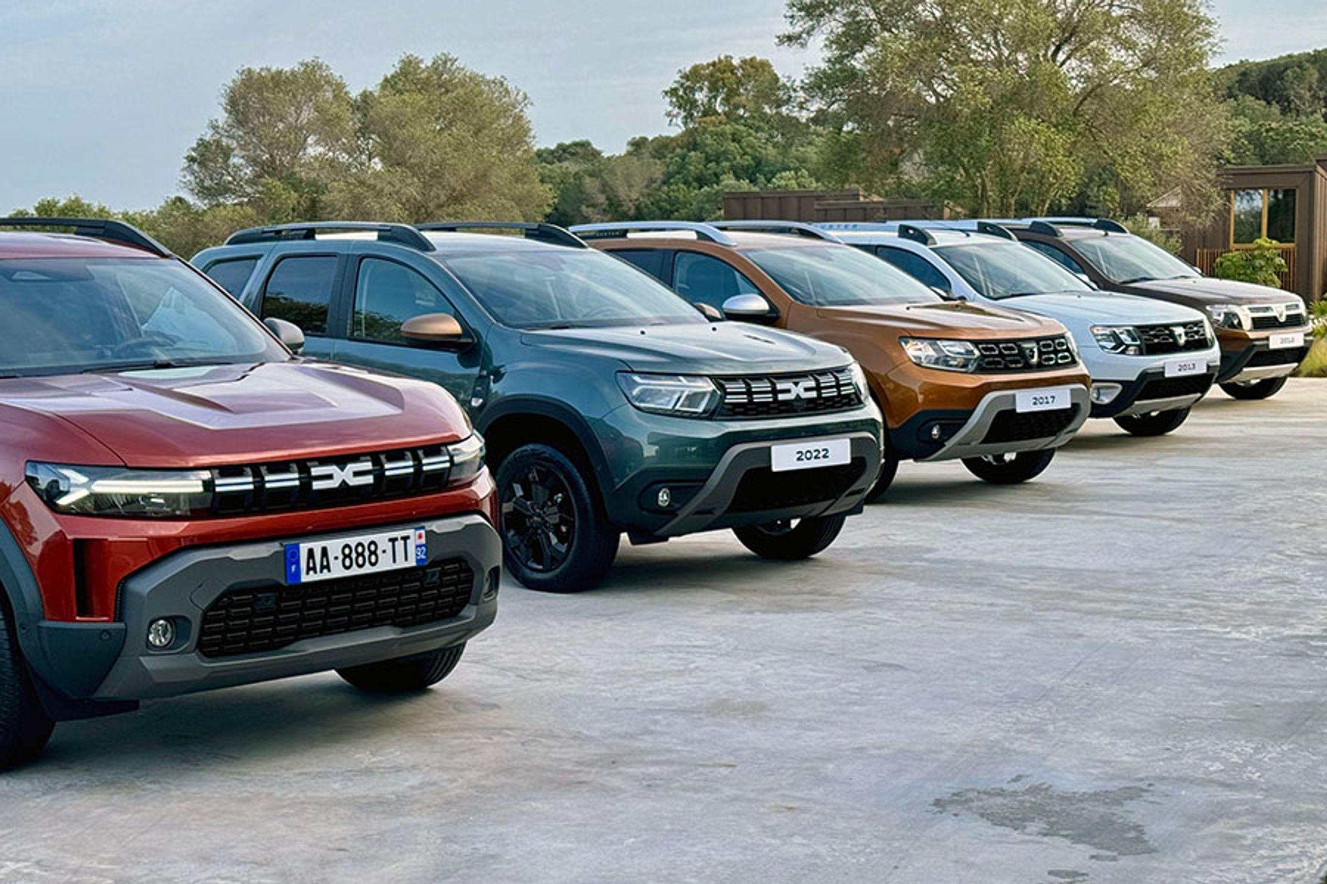 Dacia Duster har været på banen i 14 år i blot én generation, men med tre facelifts.
