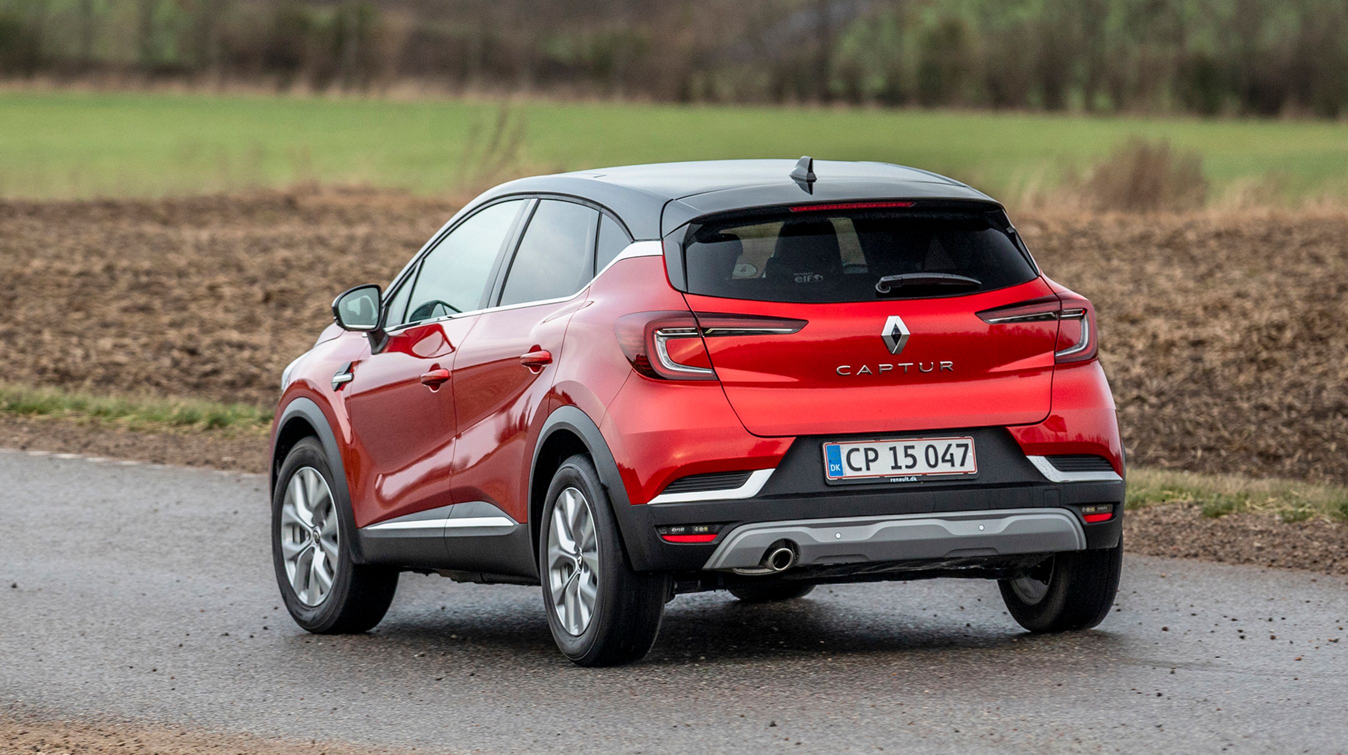 Udstyrsversionen Intens har tofarvet tag, hvor sidespejle, tag og stolperne ved forruden kan være sorte, sølvfarvede, orange eller hvide.