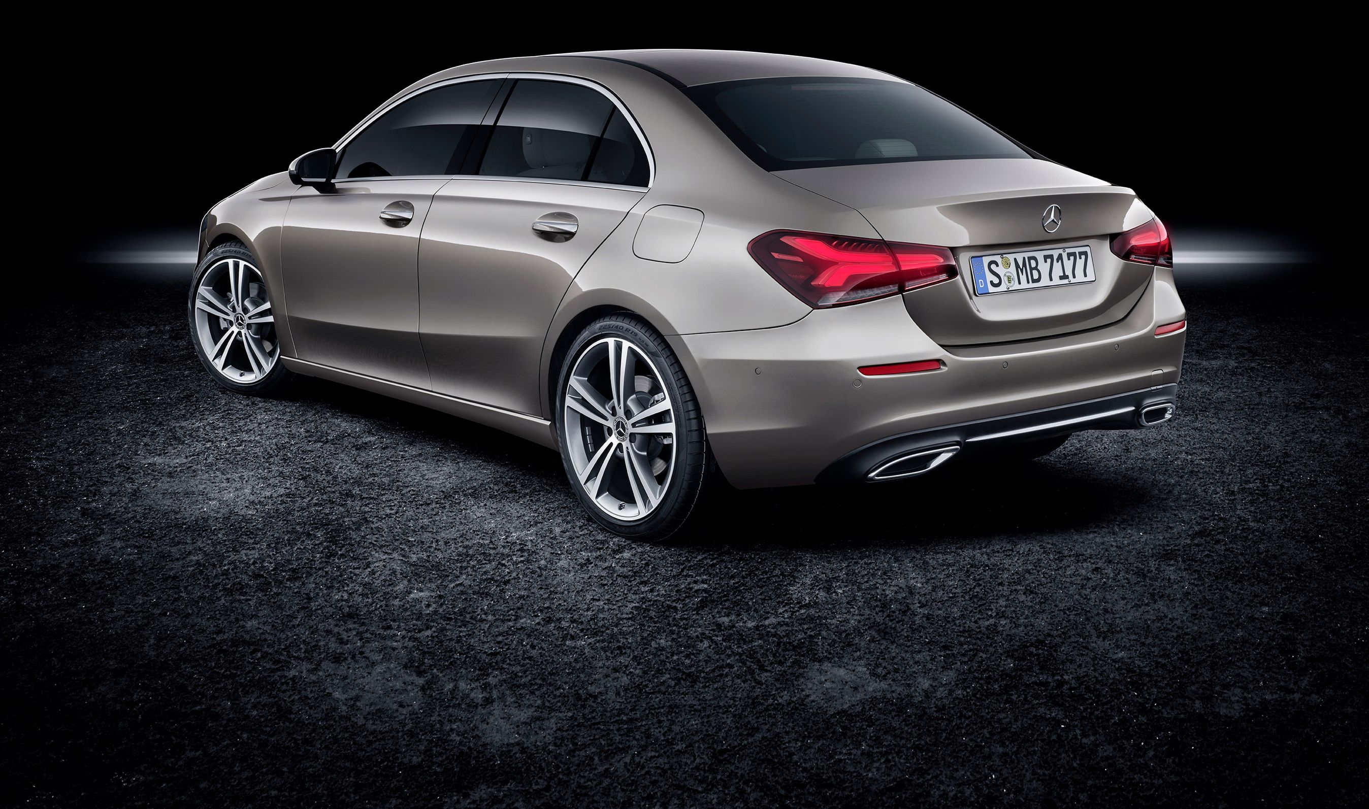 A-klasse sedan bagfra