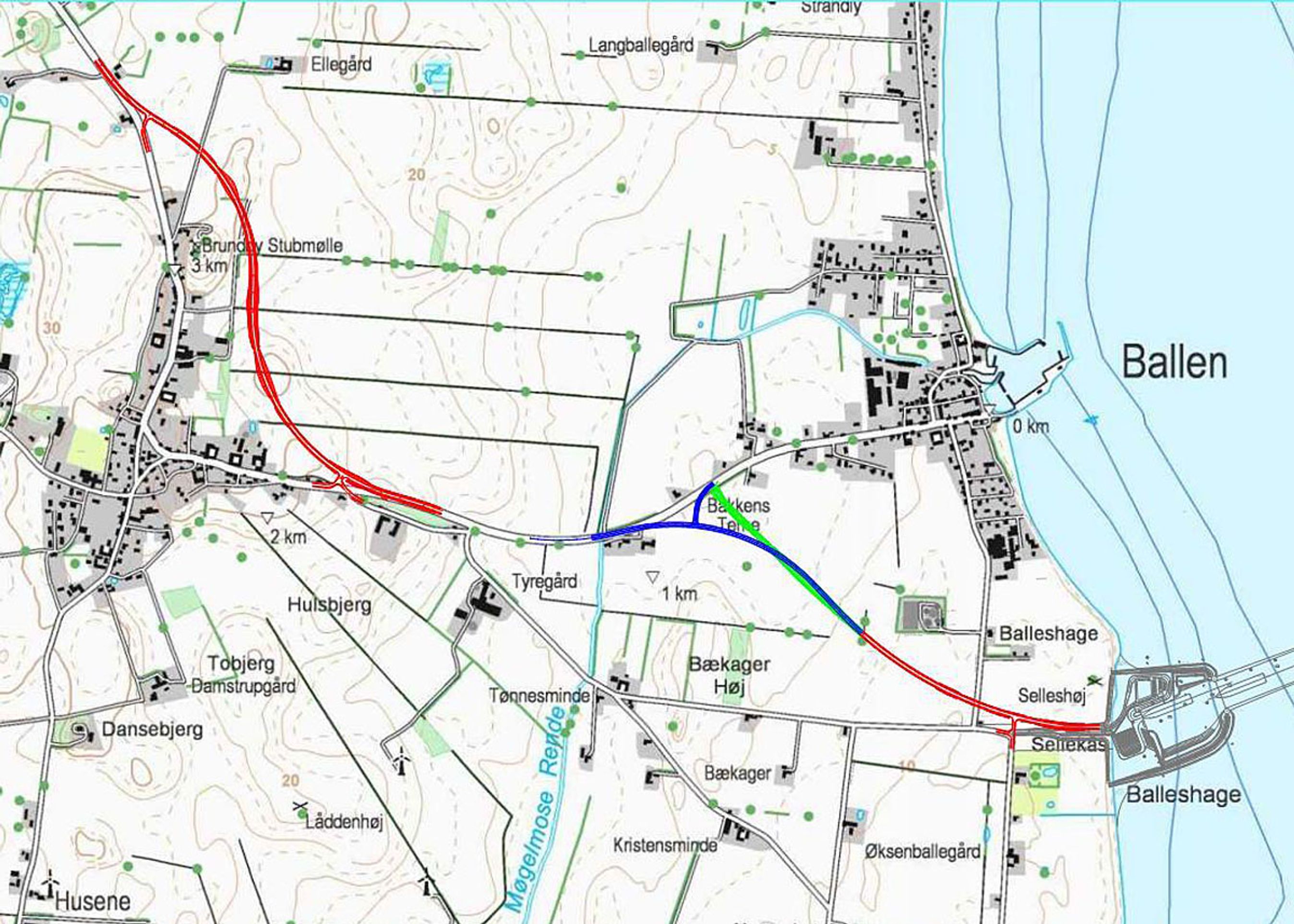 Dette mere ambitiøse projekt med to nye vejstrækninger blev ikke til noget. Vejen øverst til venstre ville have ledt trafikken uden om  landsbyen Brundby, der nu får markant mere trafik med åbningen af den nye havn.