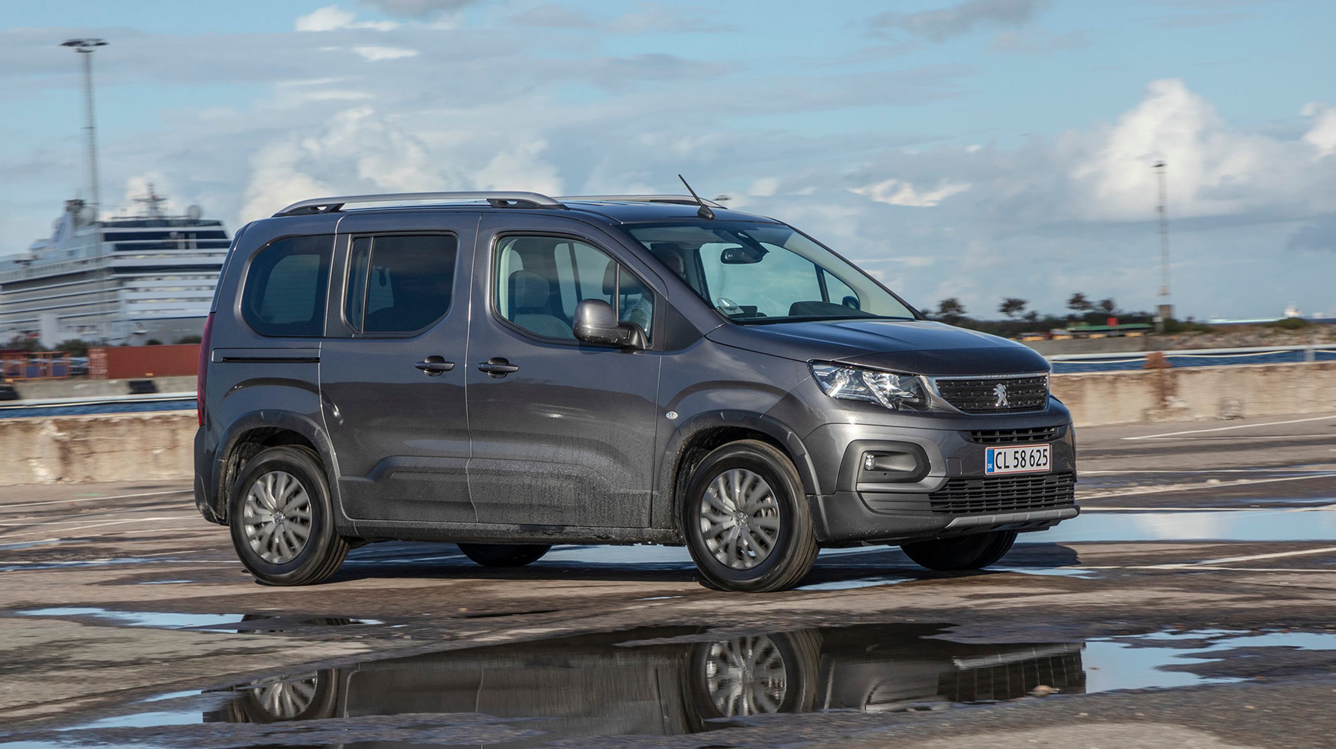 Peugeot Rifter set forfra