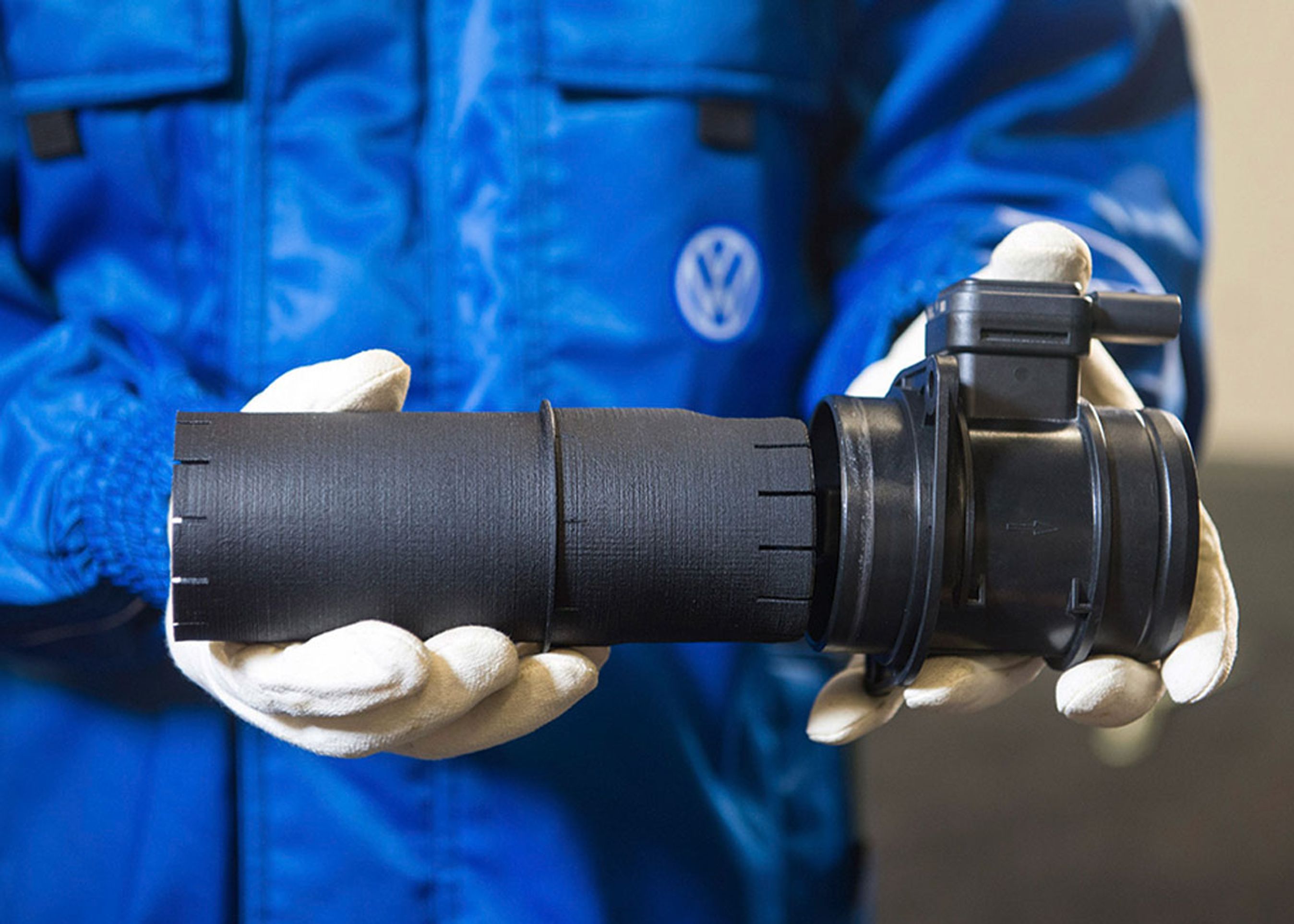 Påsætningen ser ud til at være helt simpel og kan udføres uden værktøj.