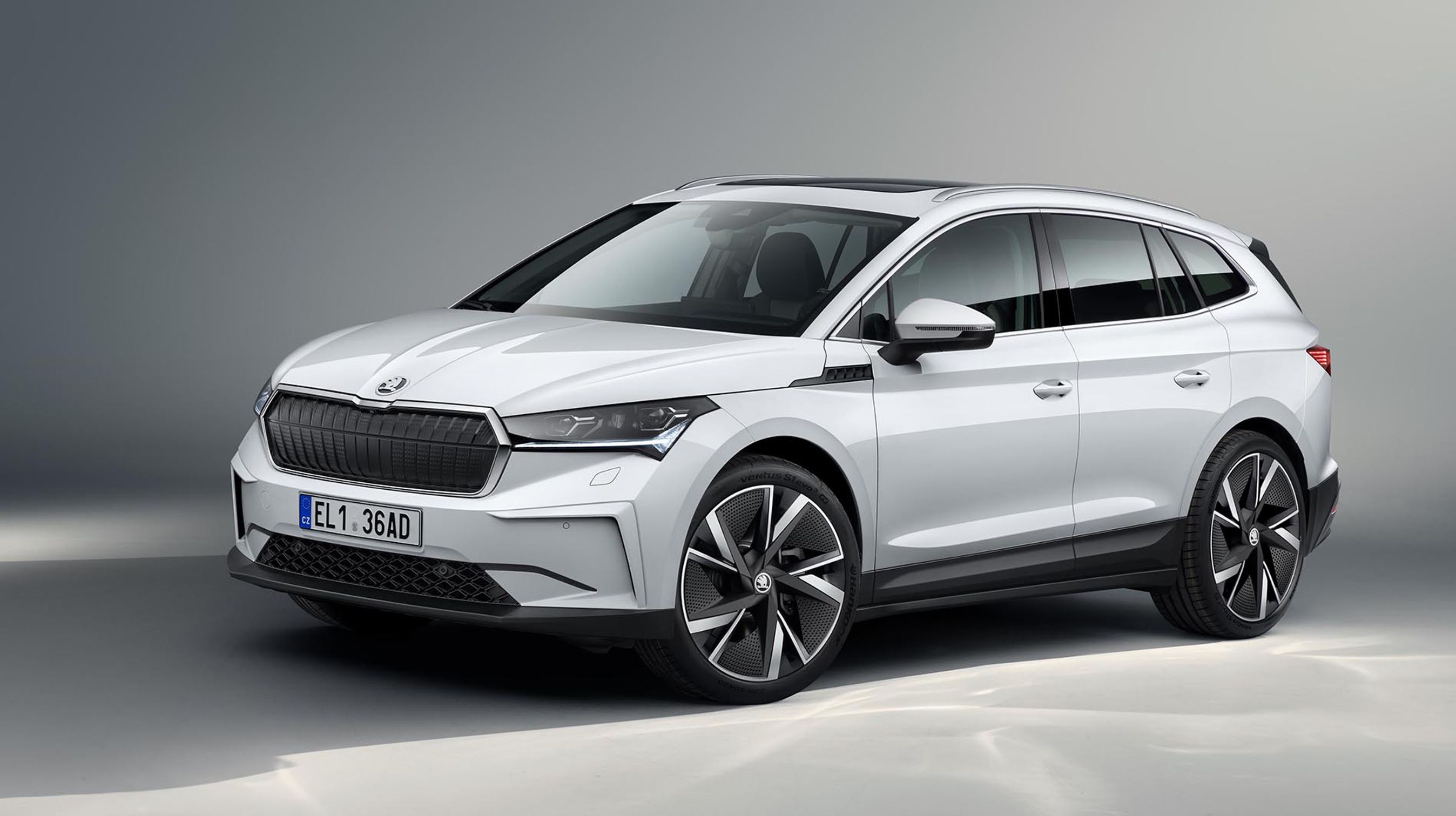 Skoda Enyaq set forfra