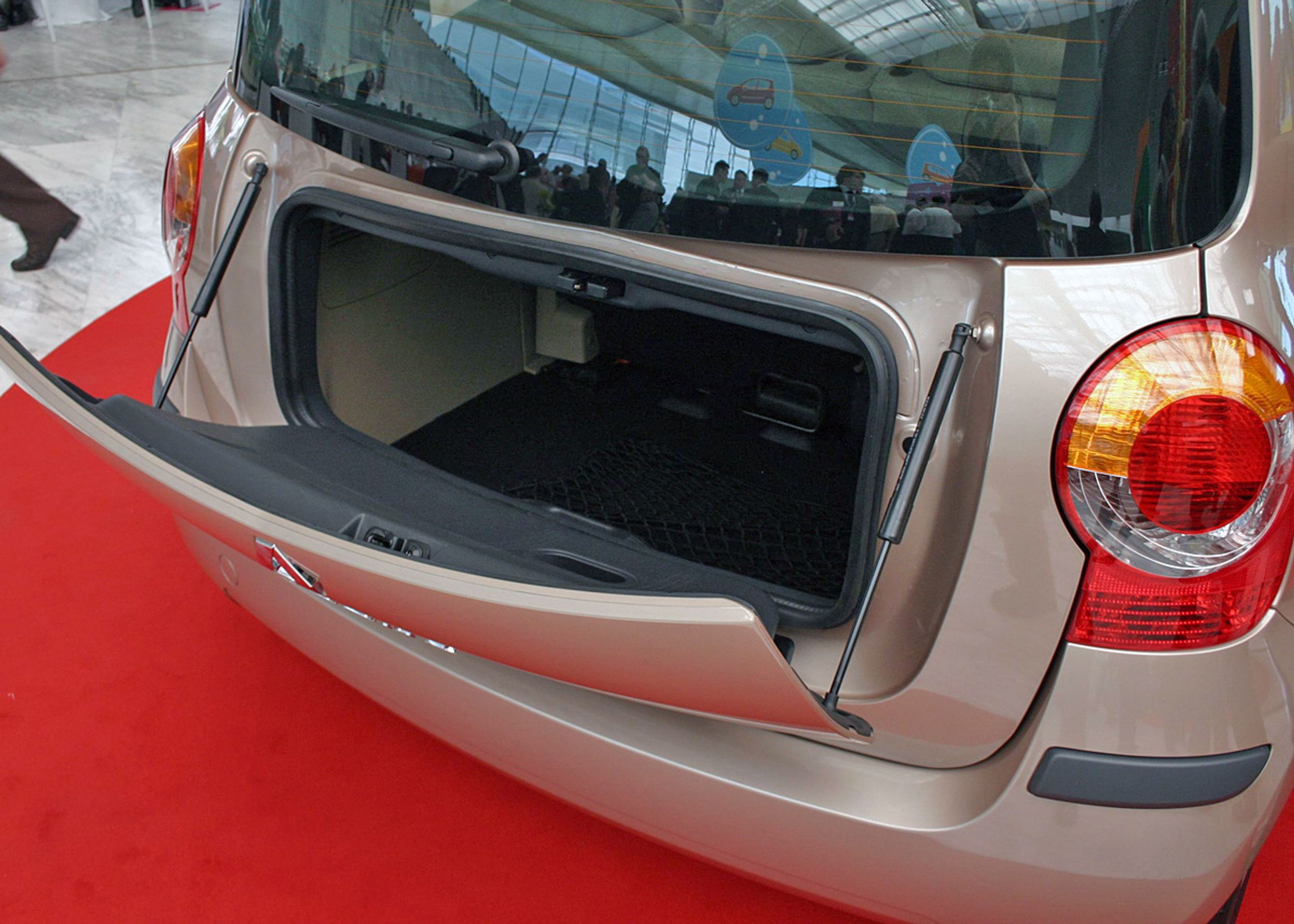 Blandt mange fikse detaljer var muligheden for at åbne noget af bagklappen separat.