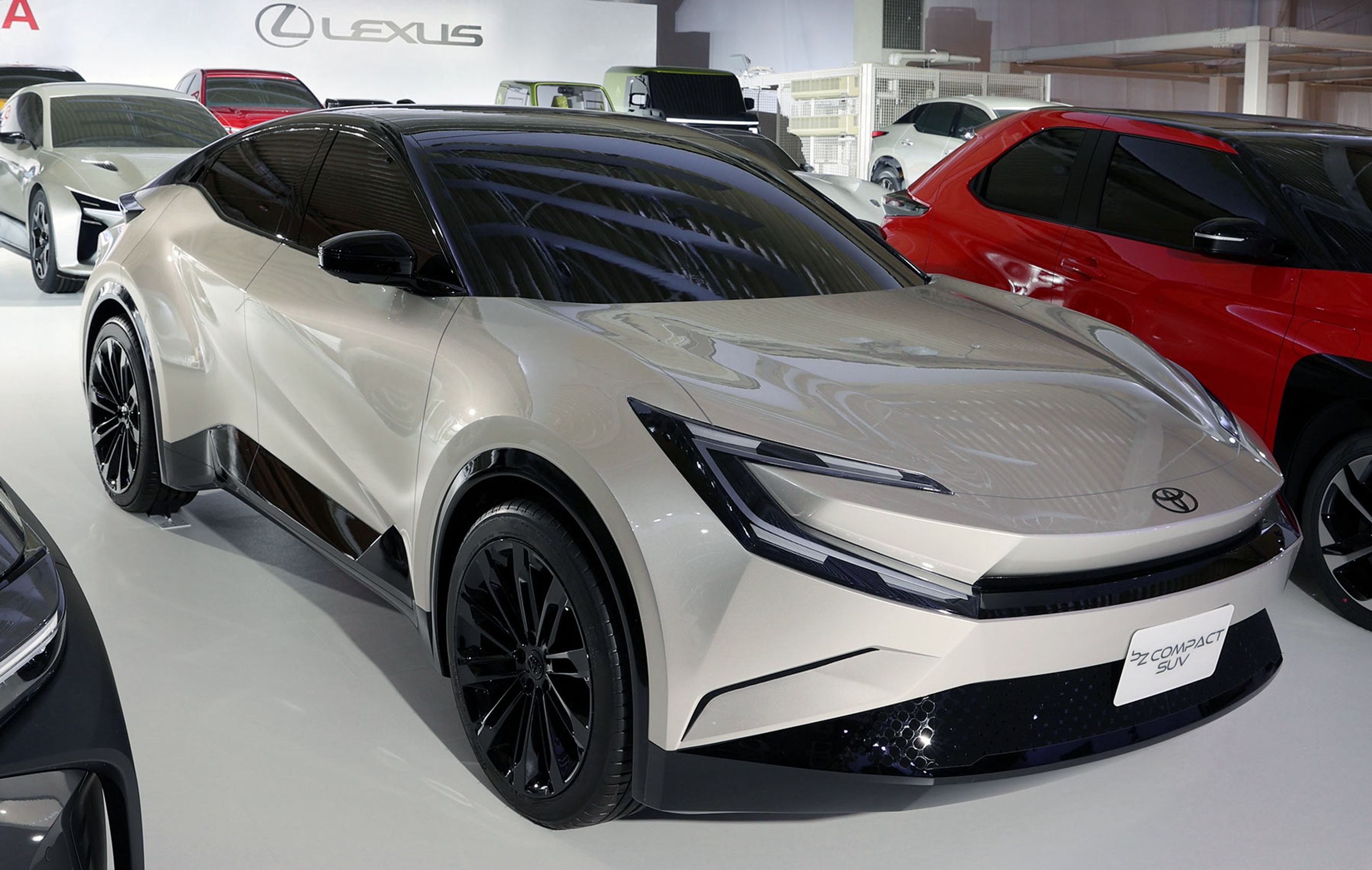 Toyota kompakt SUV ligner en elektrisk udgave af C-HR