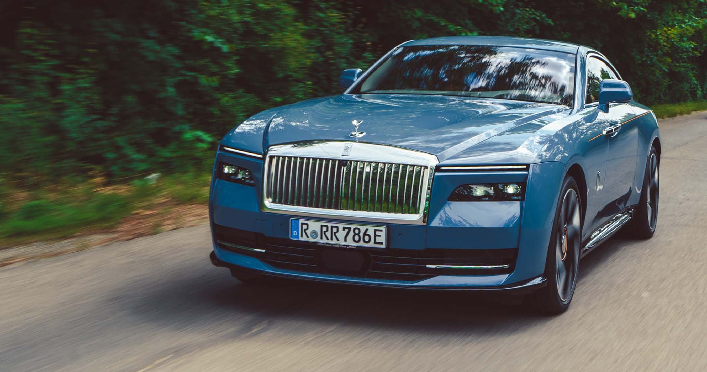 Rolls-Royce Spectre set forfra
