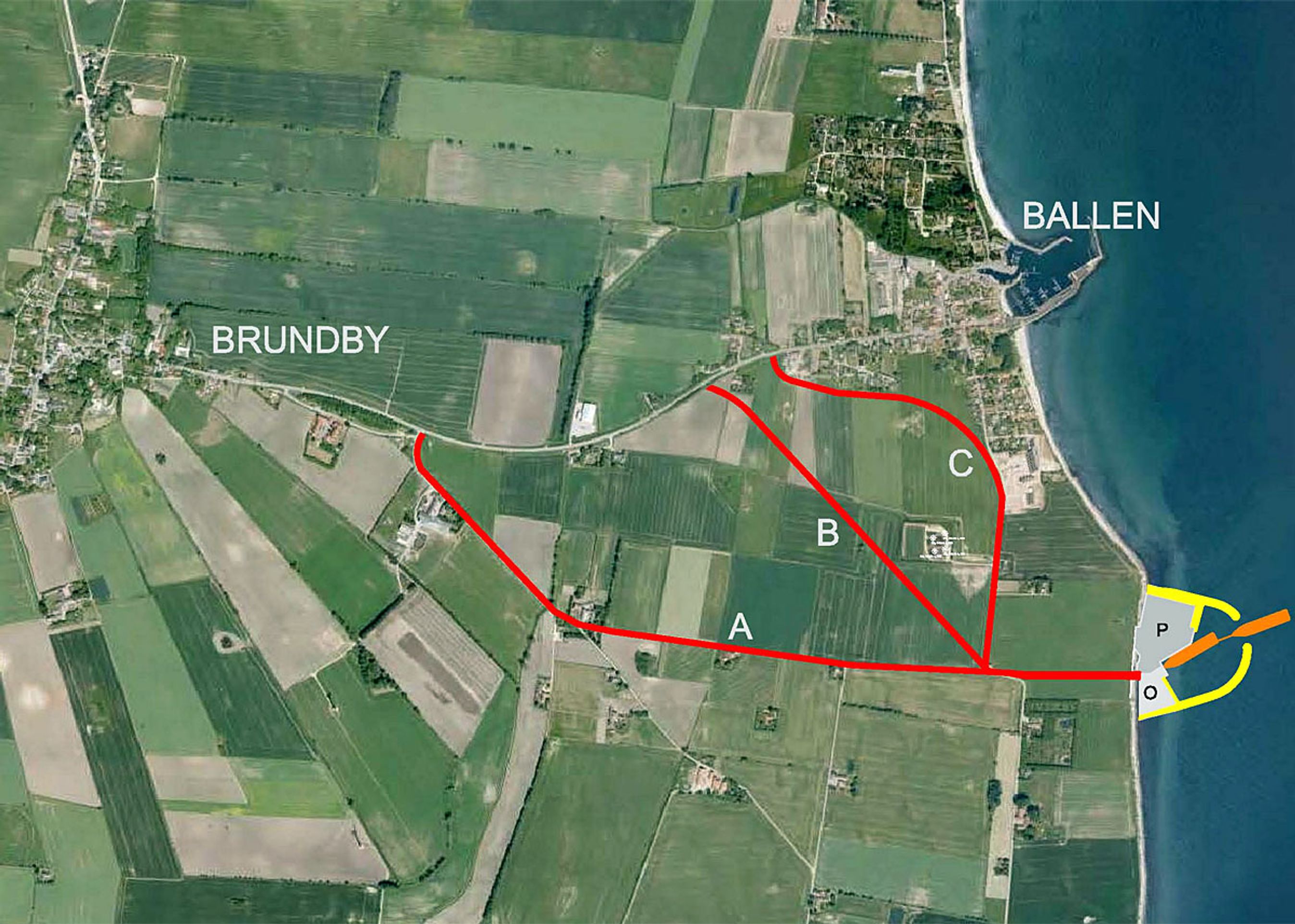 Samsø Kommune er i sine planer kommet med disse tre forslag til at løse trafikproblemet ved den nye færgehavn. Plan B ville være en helt ny vej. Løsningen bliver plan A, som er en udvidelse af den smalle Nørreskiftevej.  Arbejdet er ikke begyndt endnu.