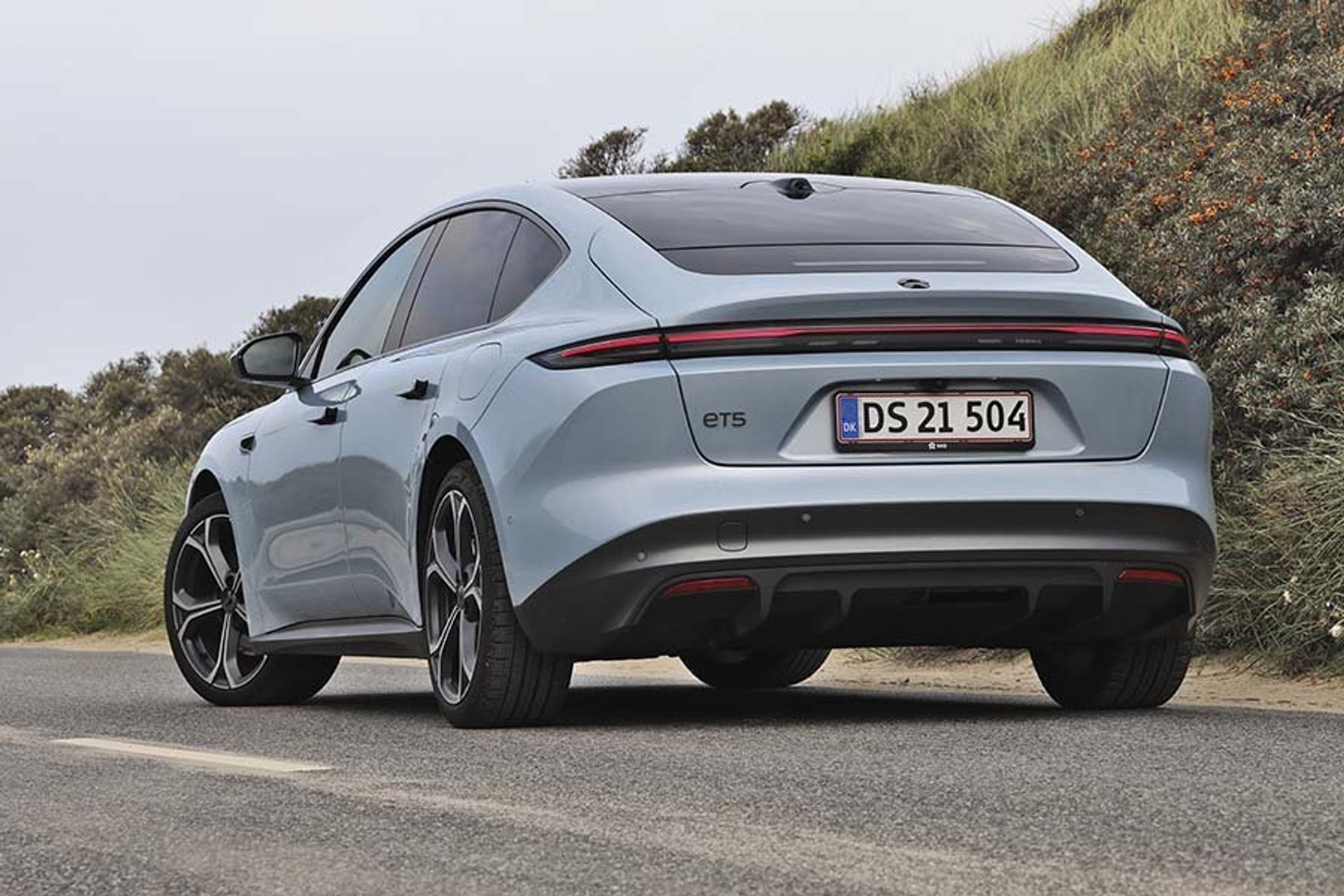 Sedanudgaven af Nio ET5